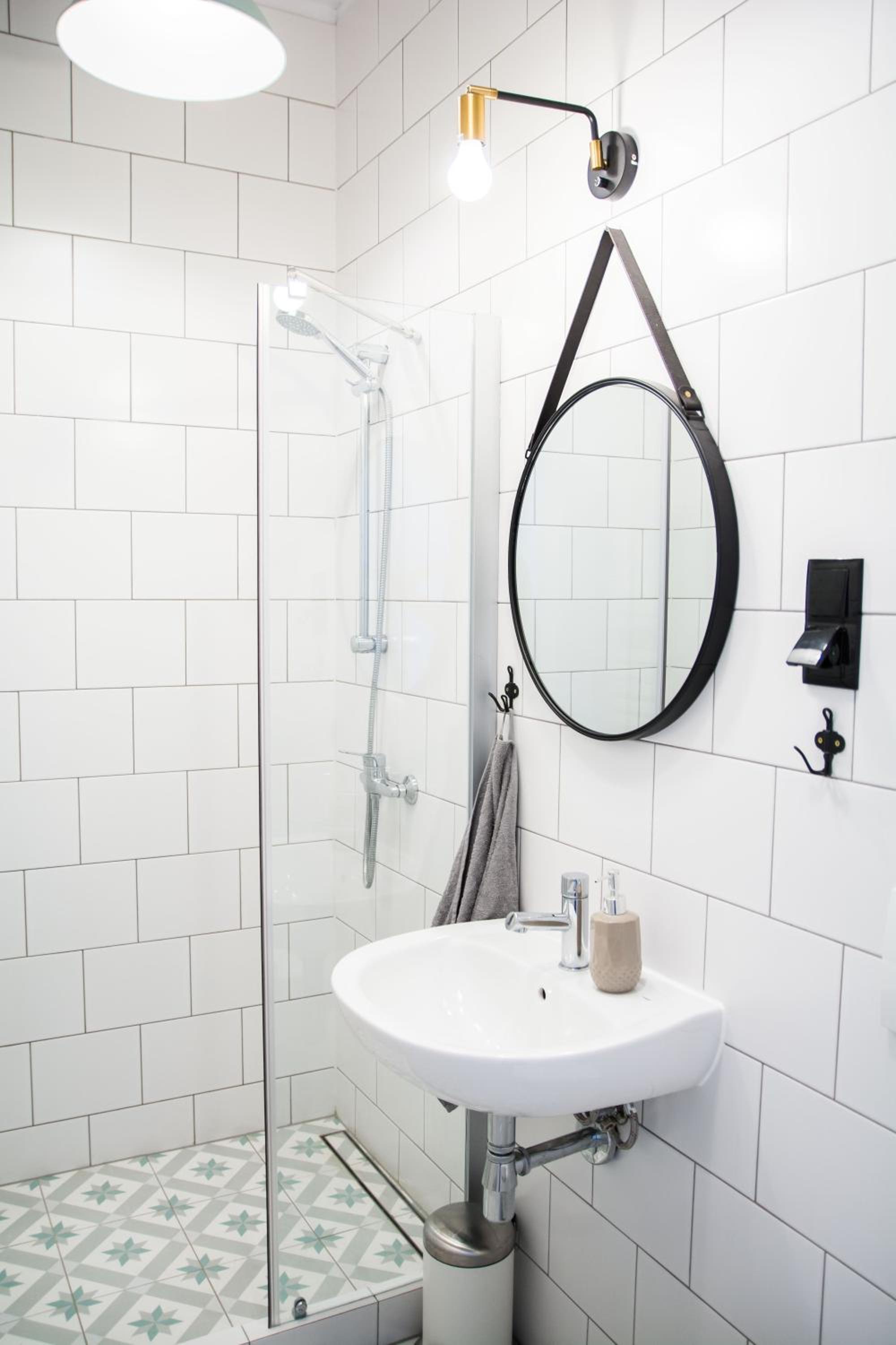 Studio Apartment - Photo 9