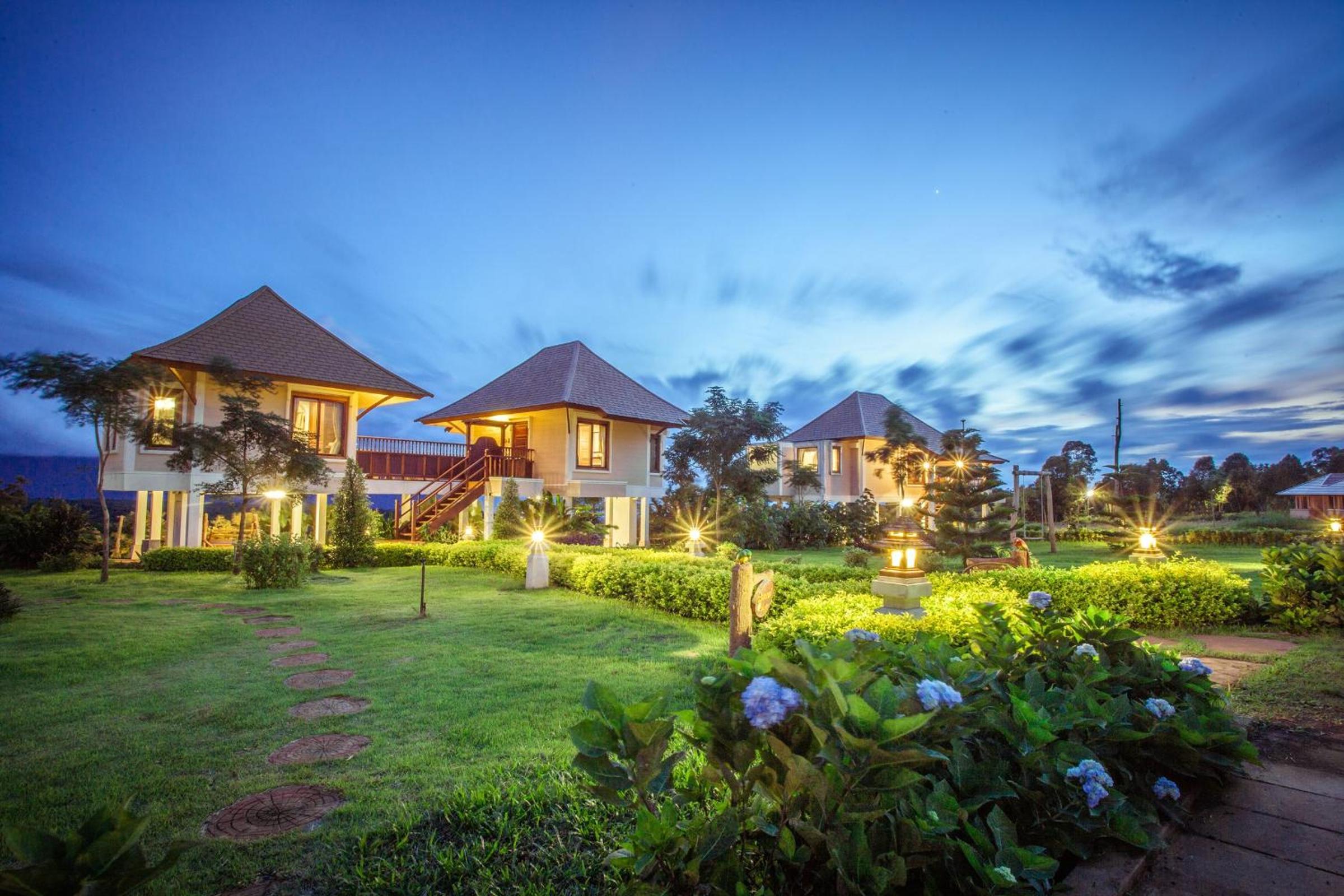 Superior Villa photo 2