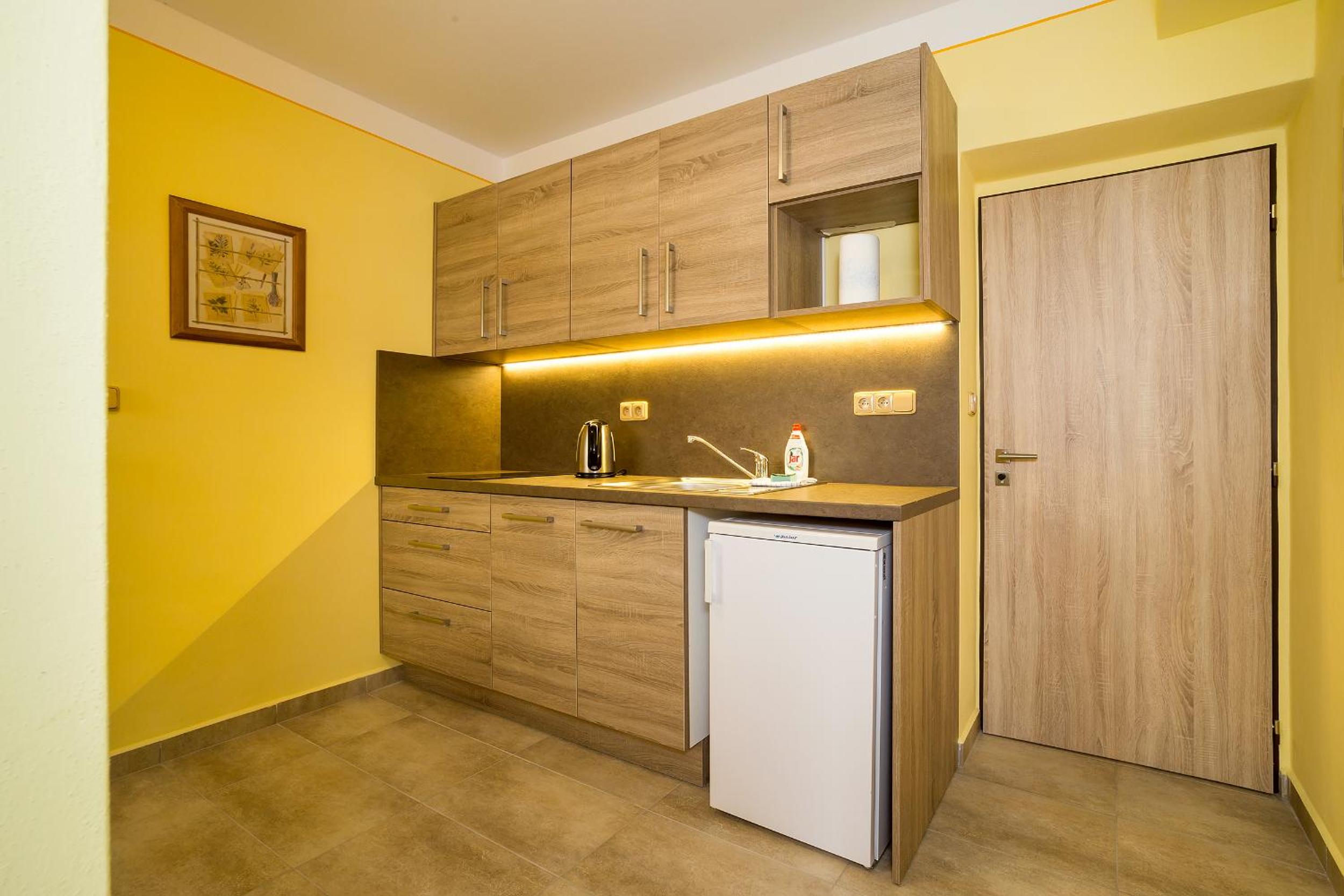 Apartment photo 2