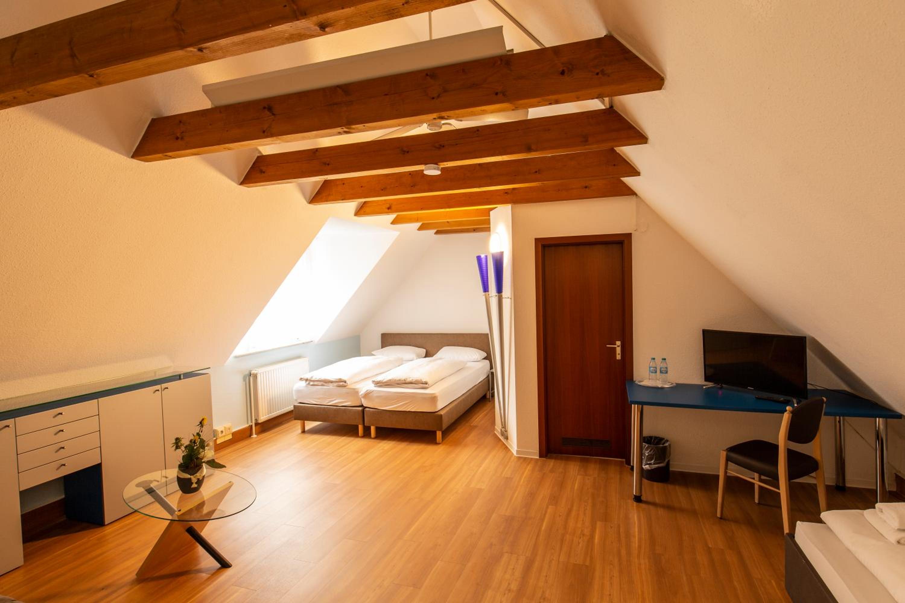 Double or Twin Room - Photo 1