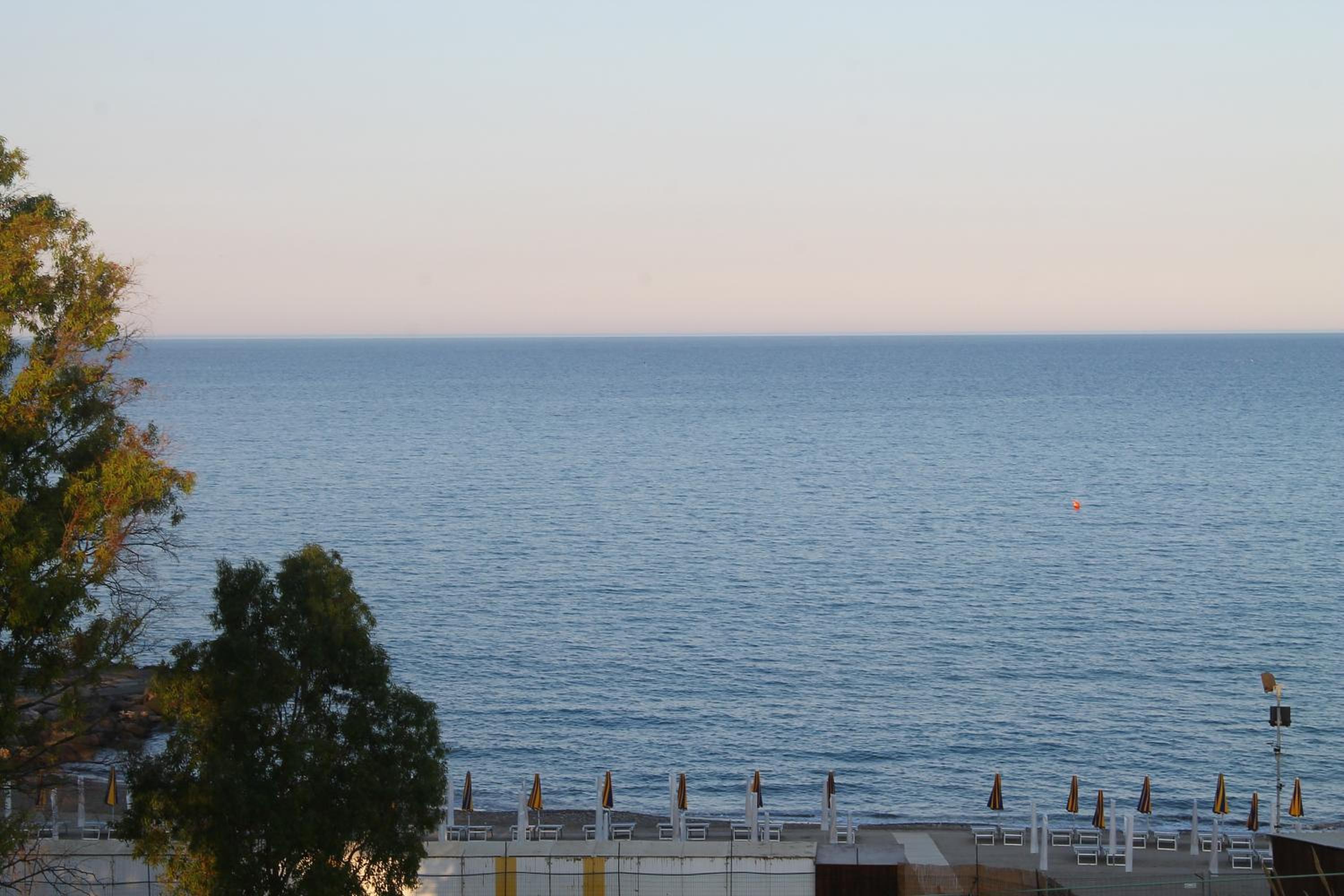 One-Bedroom Apartment Sea View photo 3