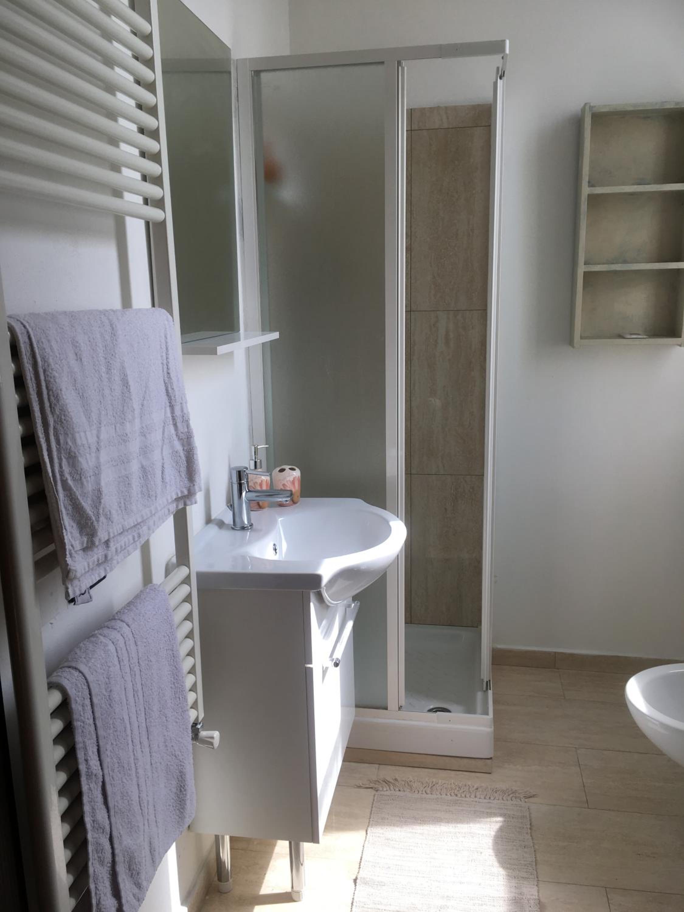 Double Room - Photo 26