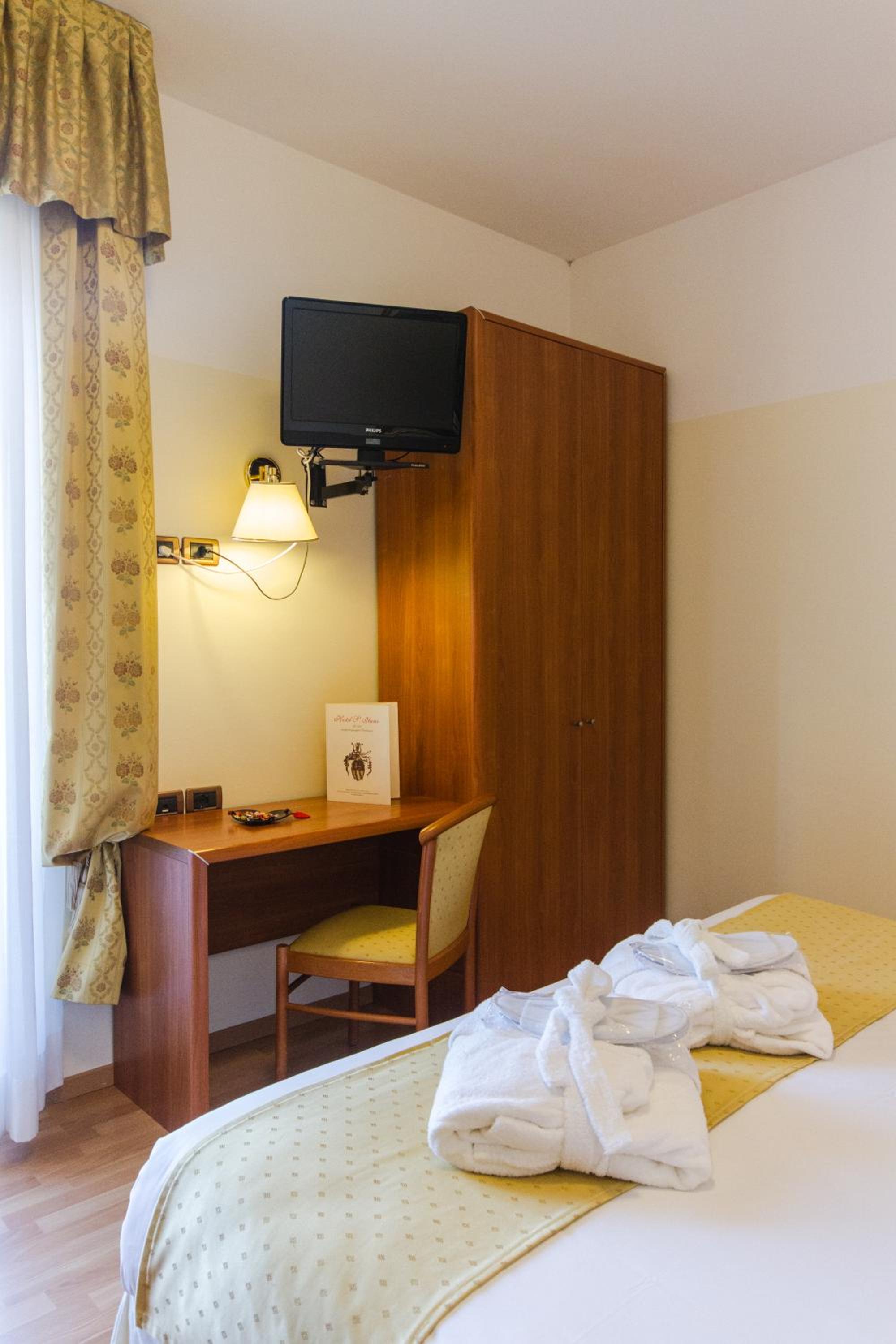 Superior Double Room - Photo 4