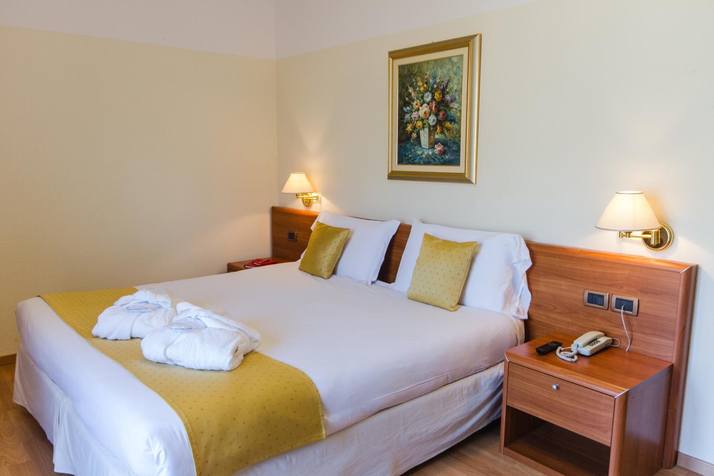 Superior Double Room - Photo 1