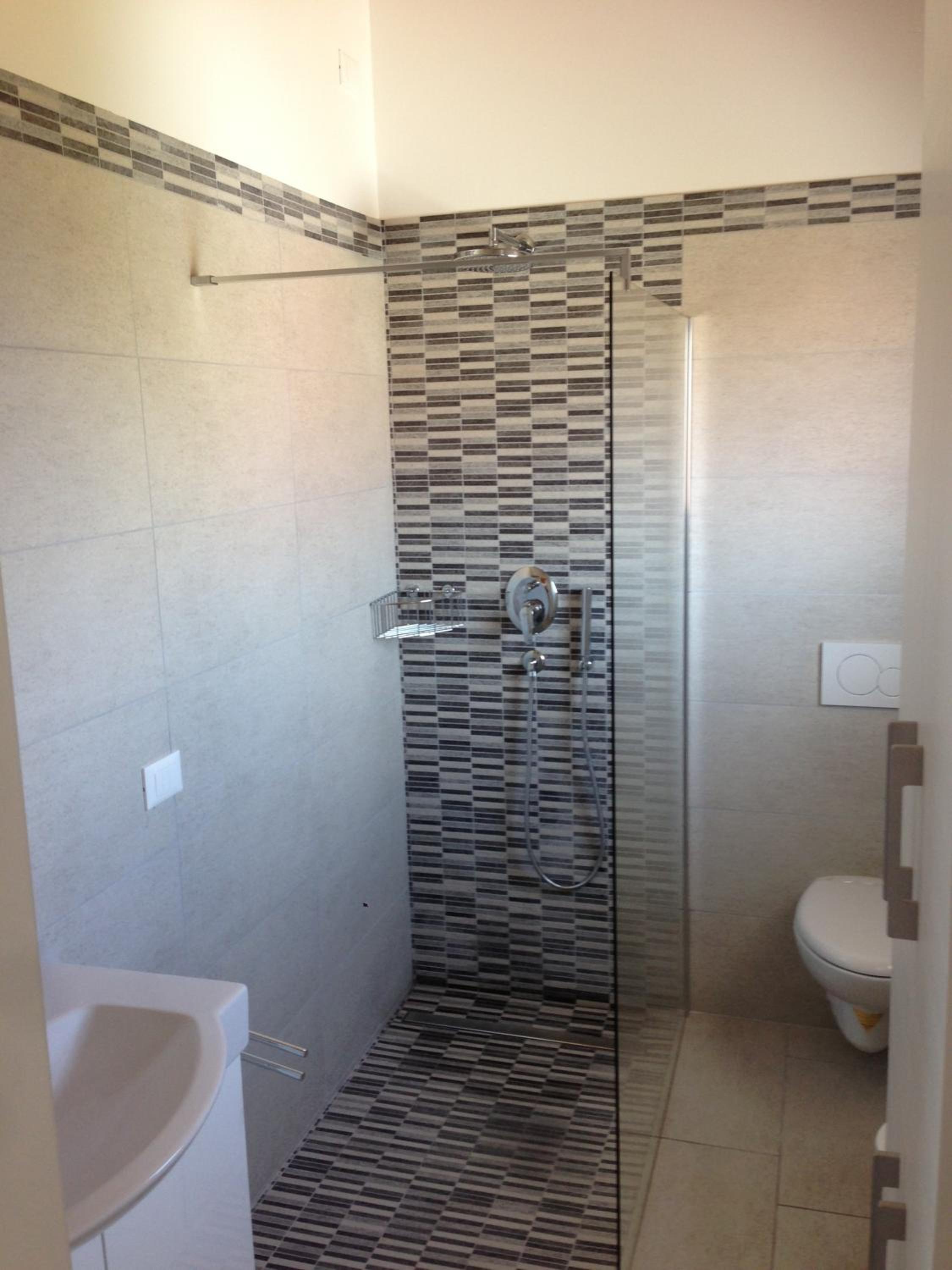 Two-Bedroom Apartment (6 Adults) - Photo 4