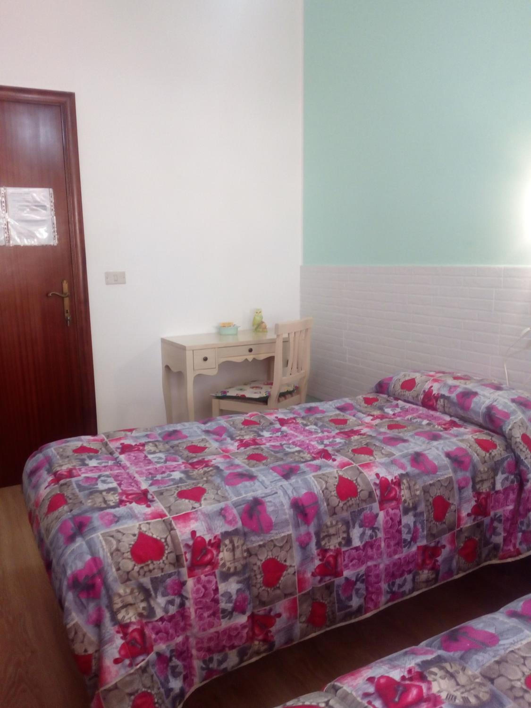 Double Room - Photo 6