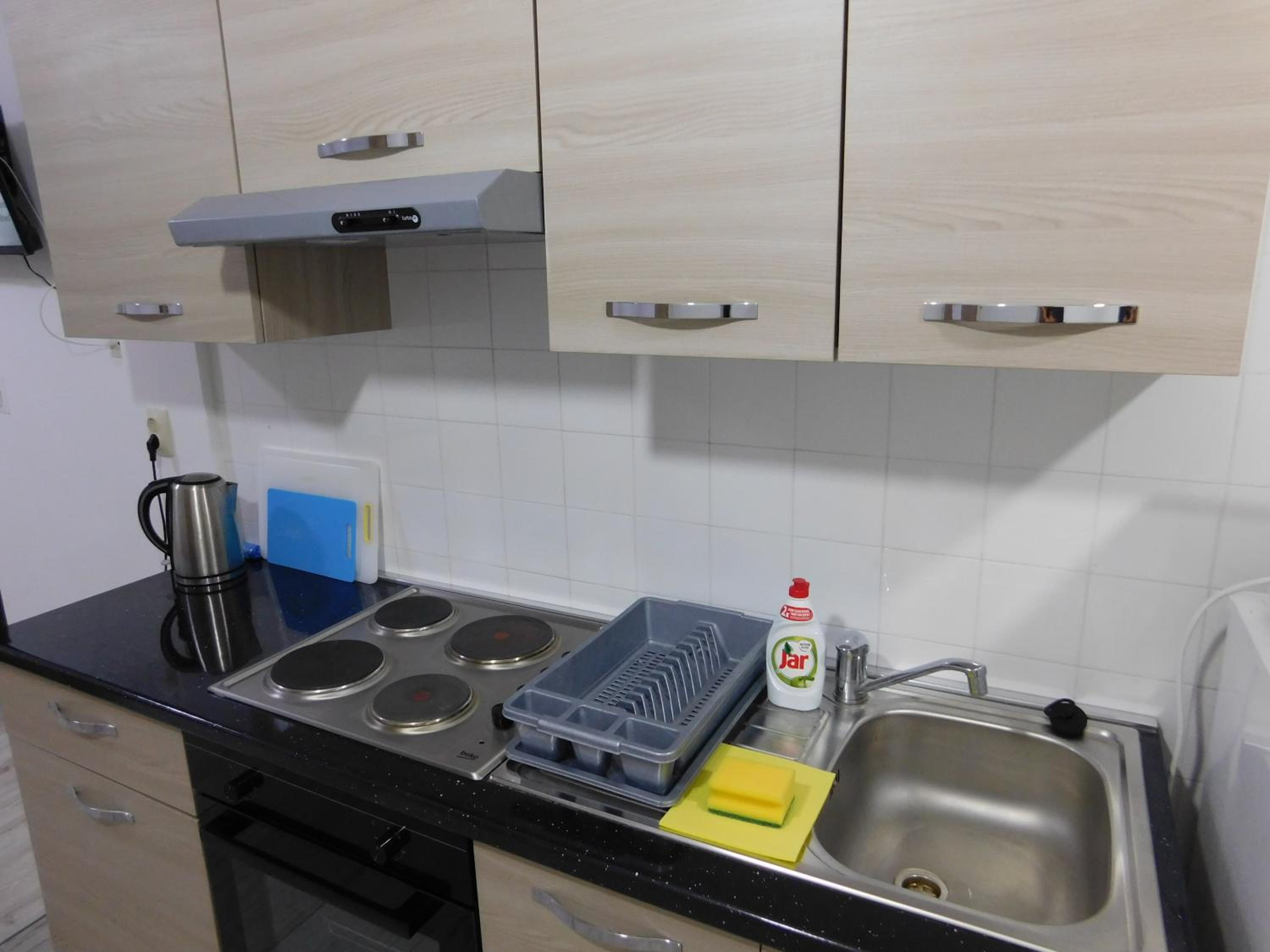 Studio Apartment - Photo 2