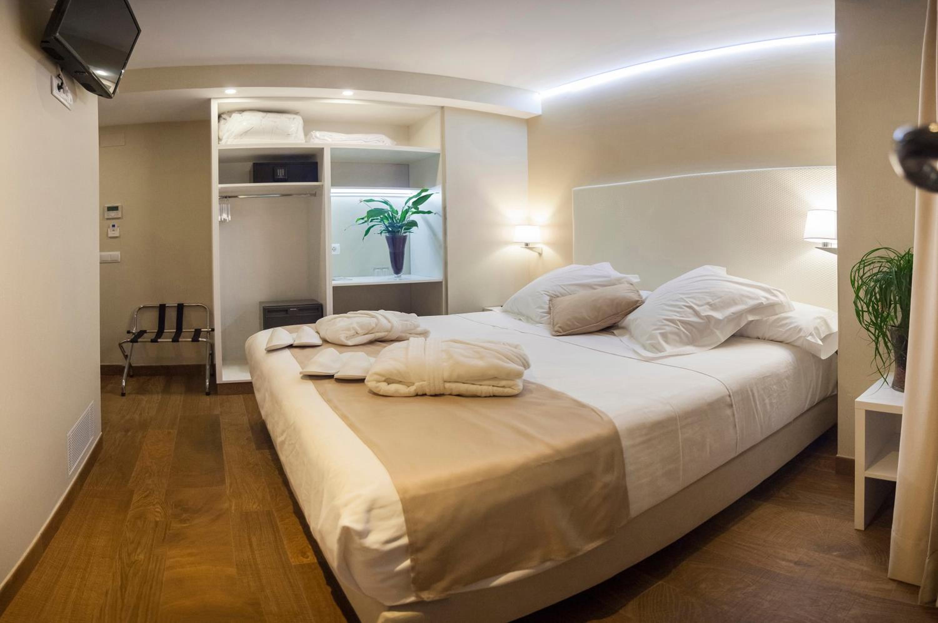 Double Room with Terrace photo 2
