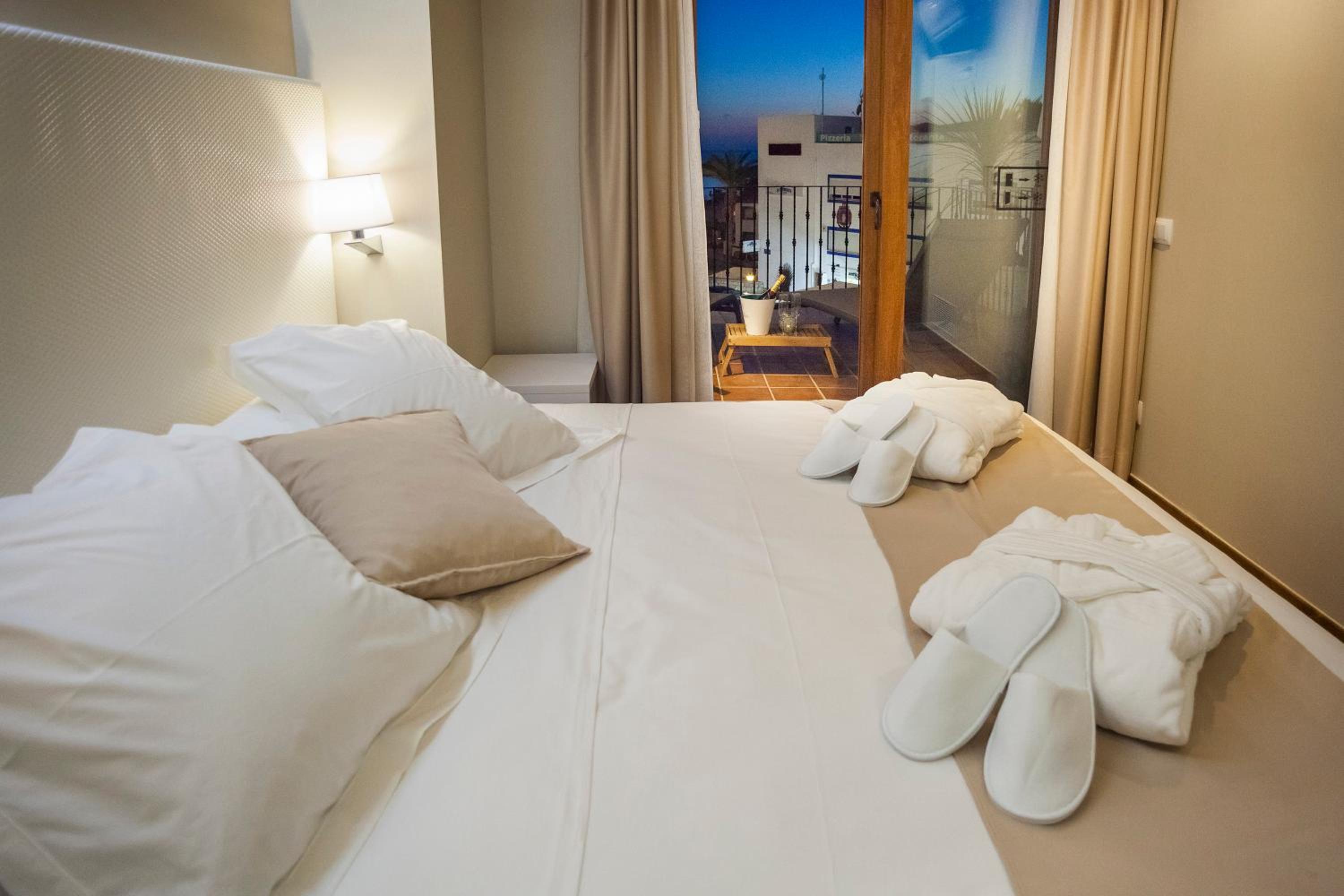 Double Room with Terrace photo 3