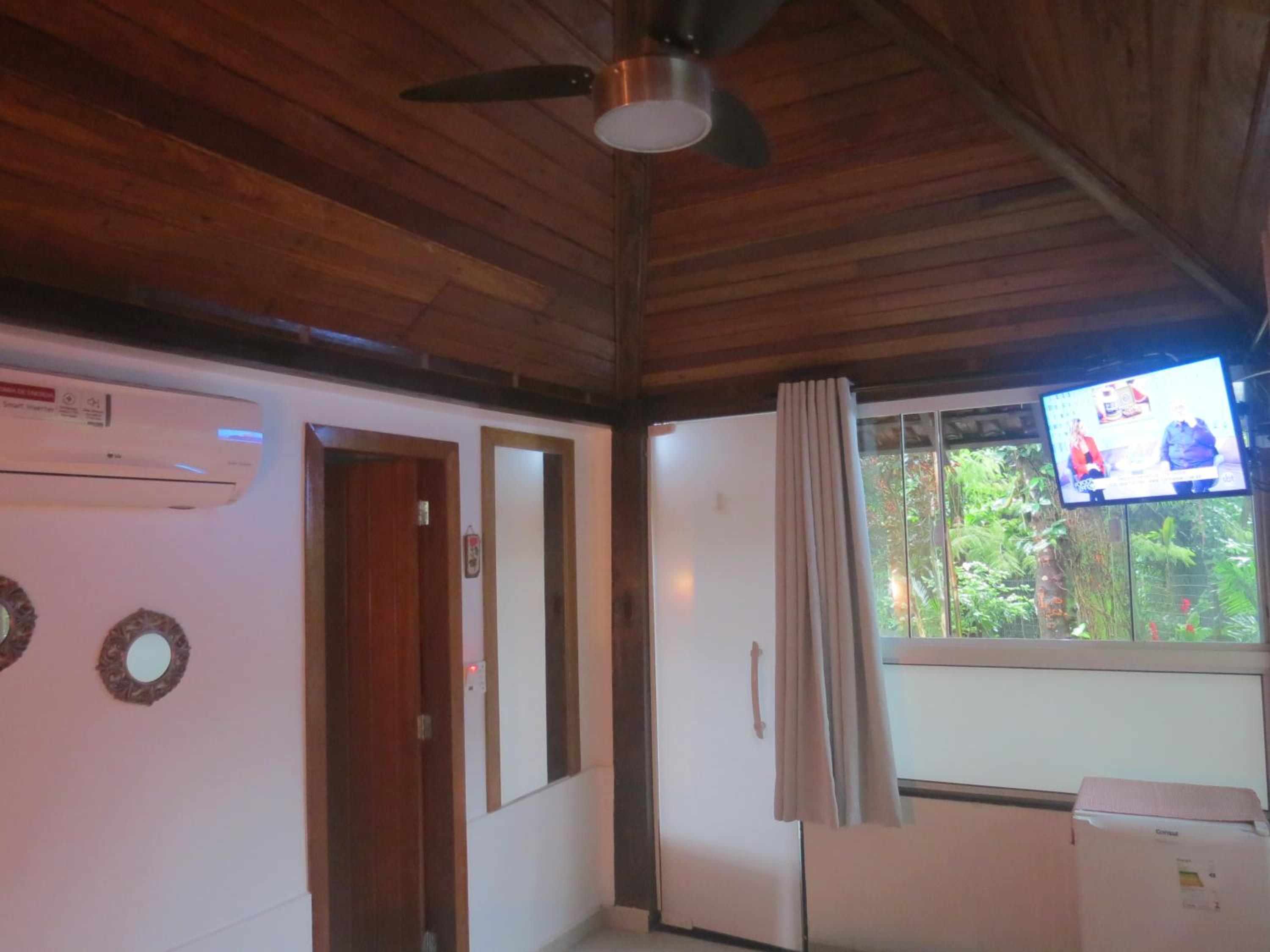 Standard Double Room - Photo 23
