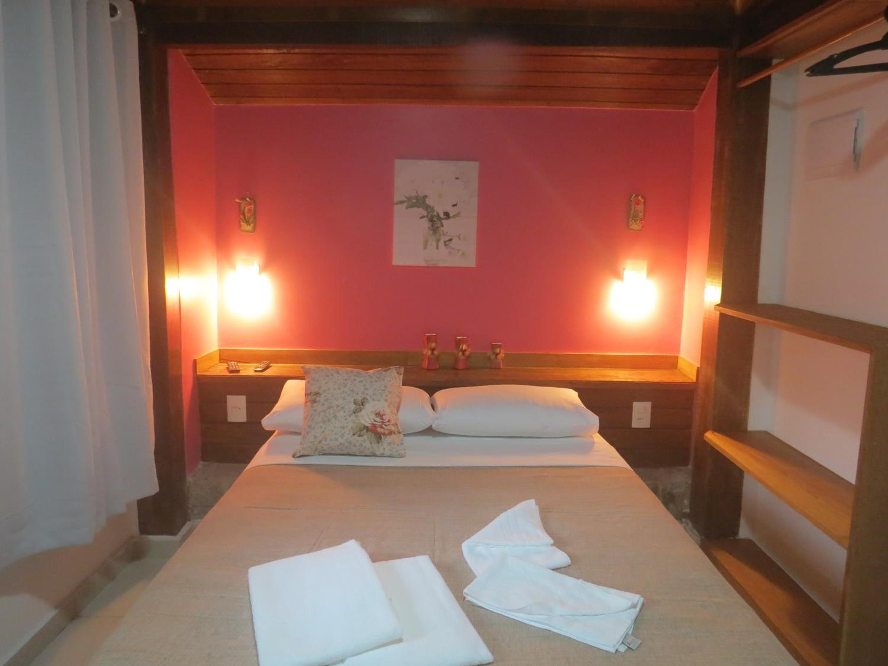 Standard Double Room - Photo 13