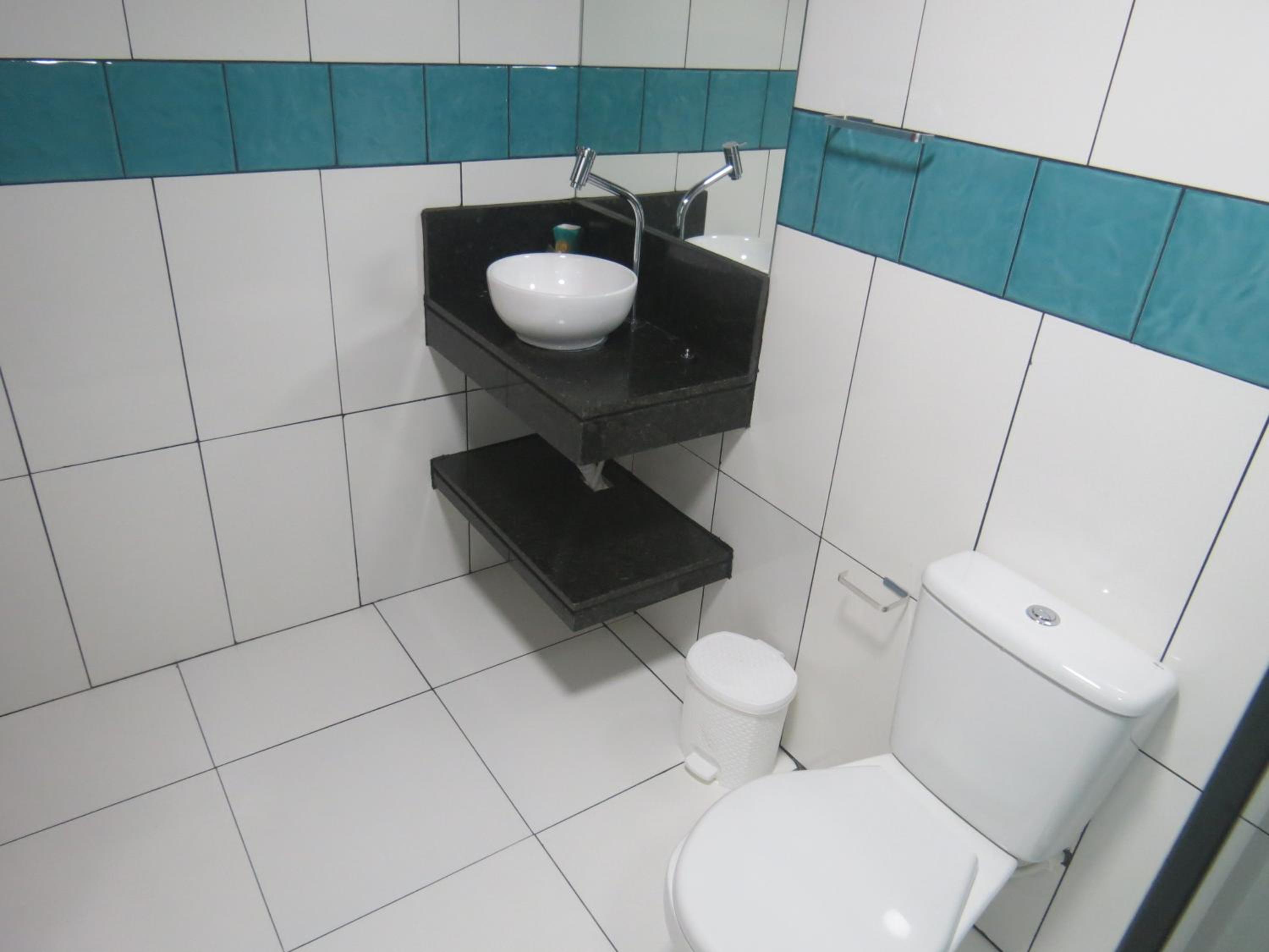 Standard Double Room - Photo 17