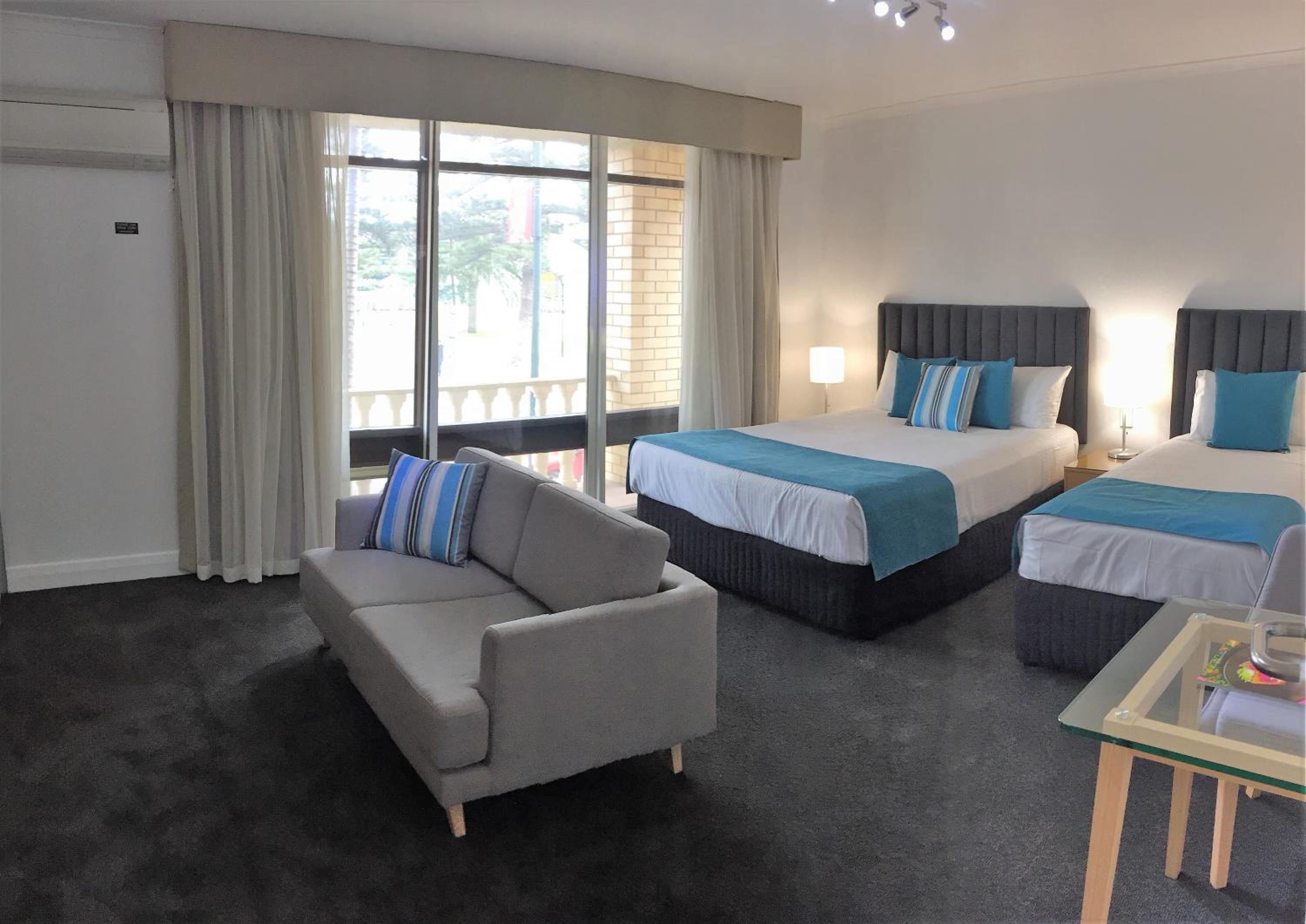Deluxe Double Or Twin Room photo 1