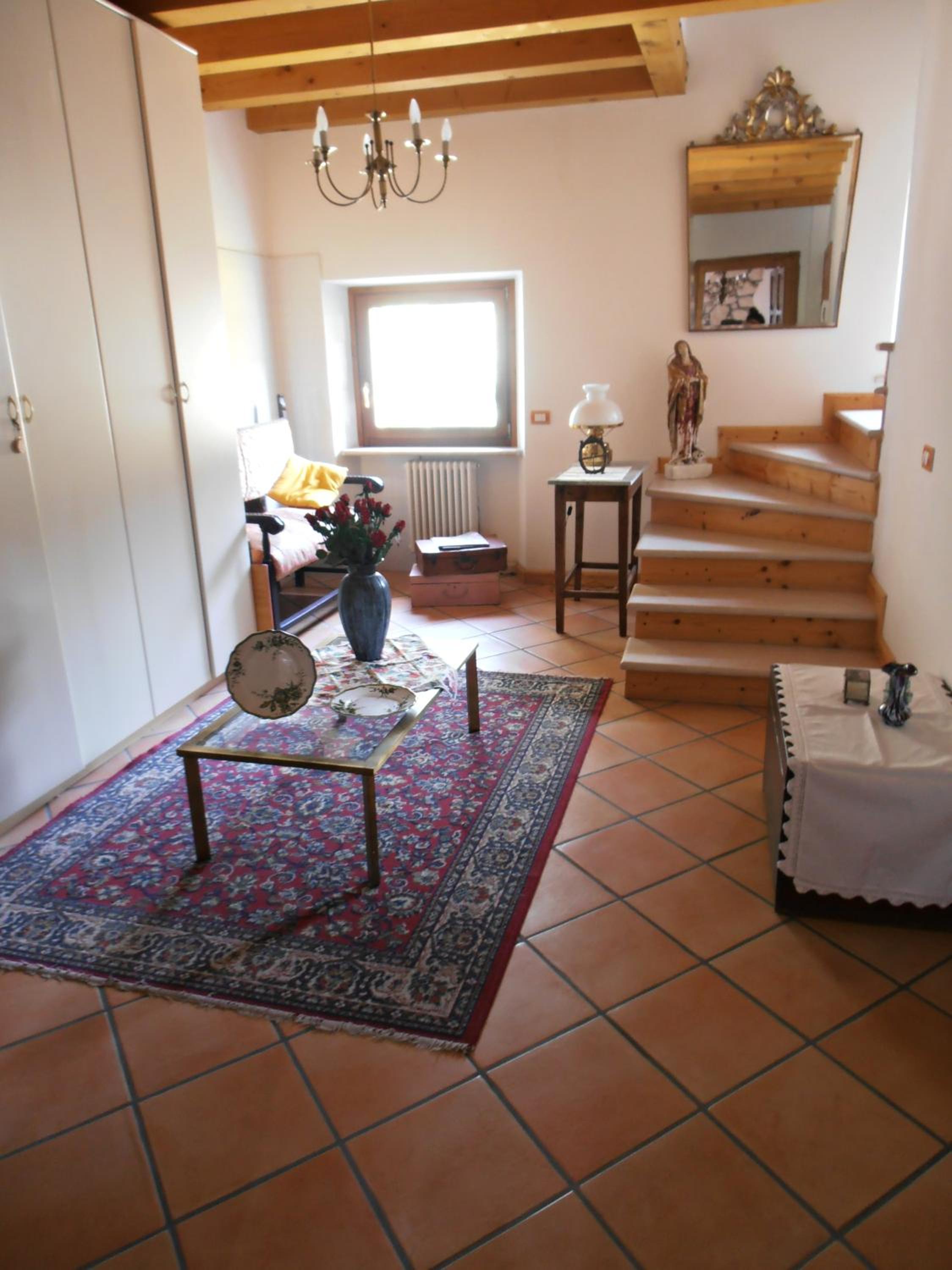 Double Room with Private Bathroom - Photo 10