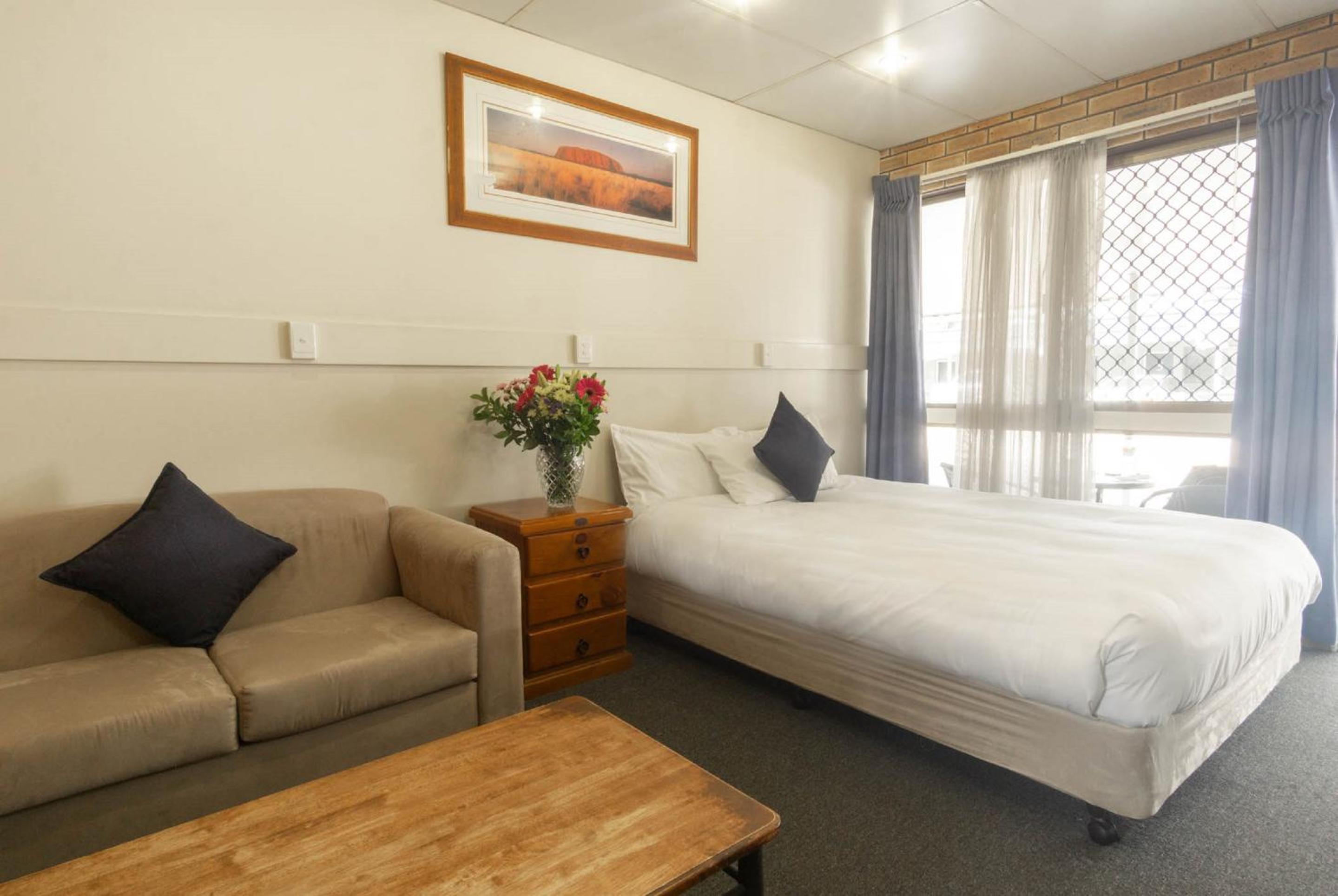 Standard Queen Room photo 1