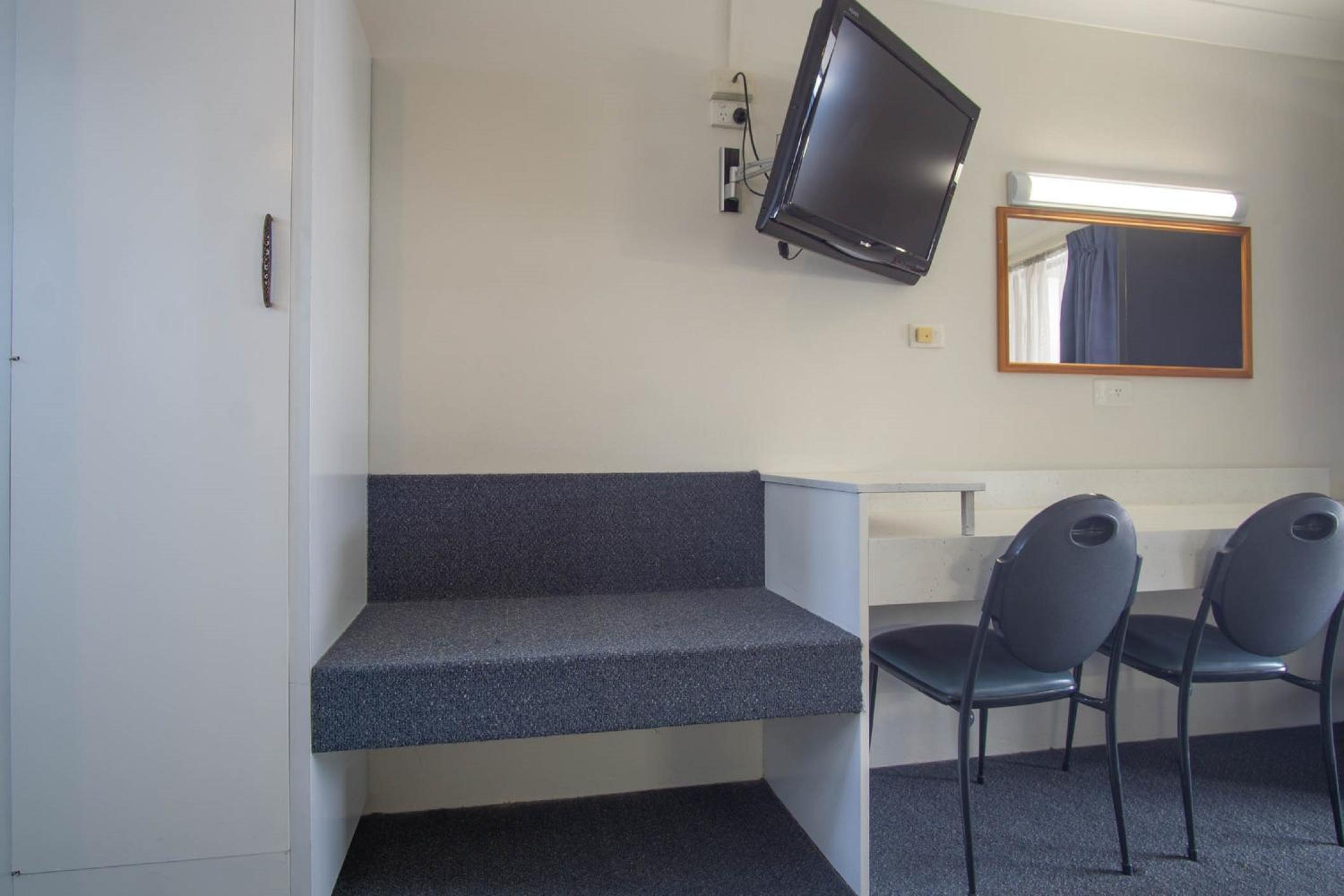 Standard Twin Room photo 2
