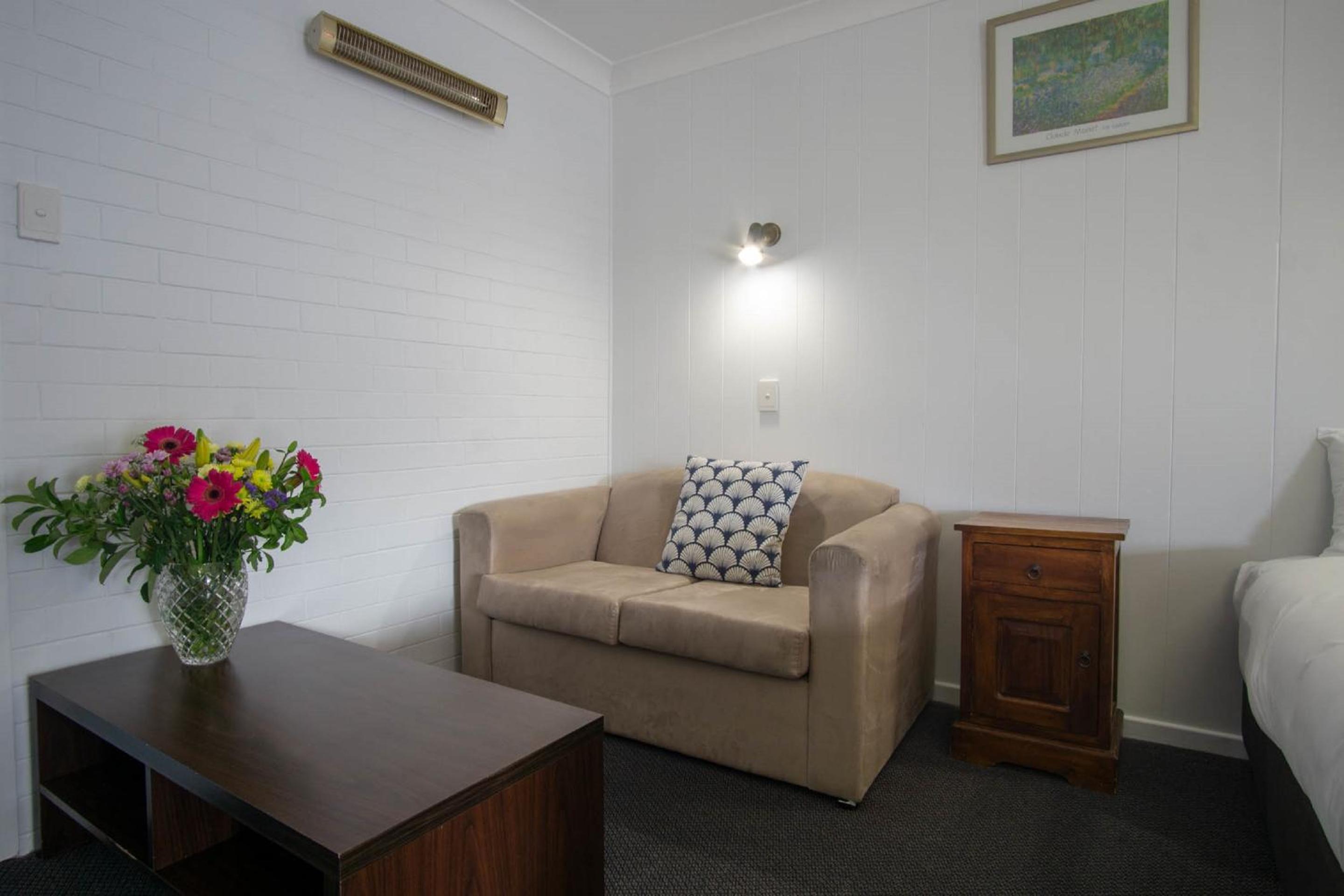 Deluxe Queen Room photo 3