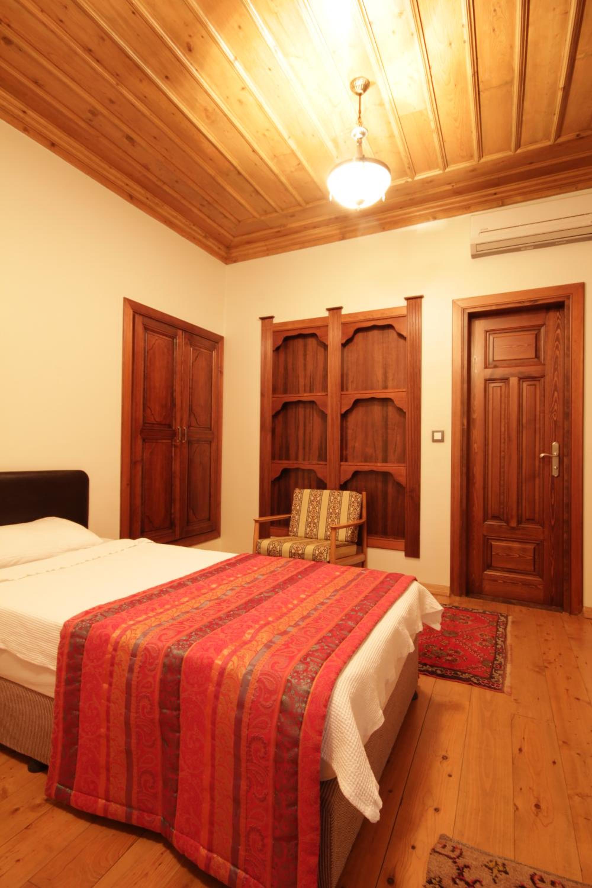 Economy Double or Twin Room