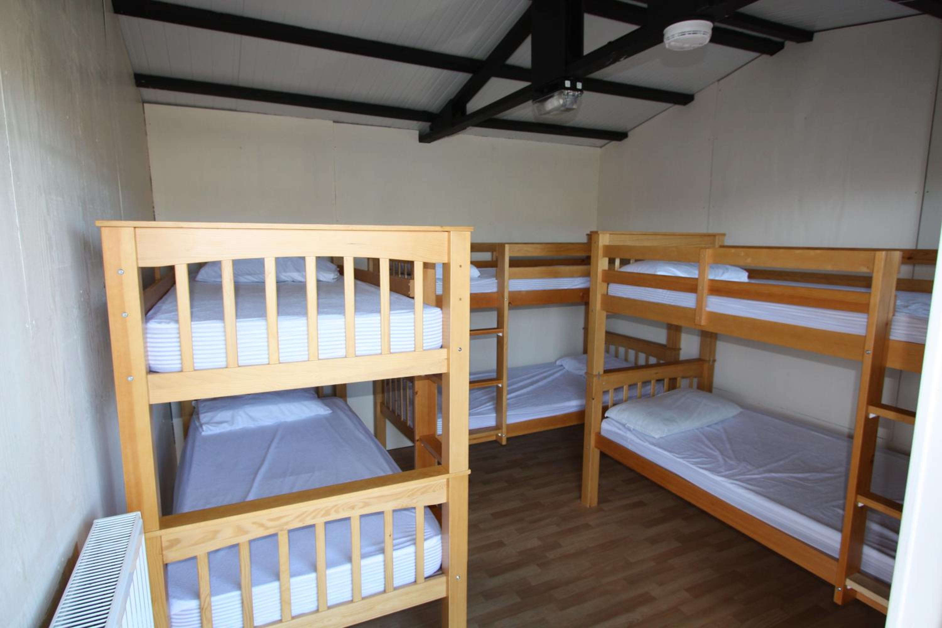 4-Bed Room