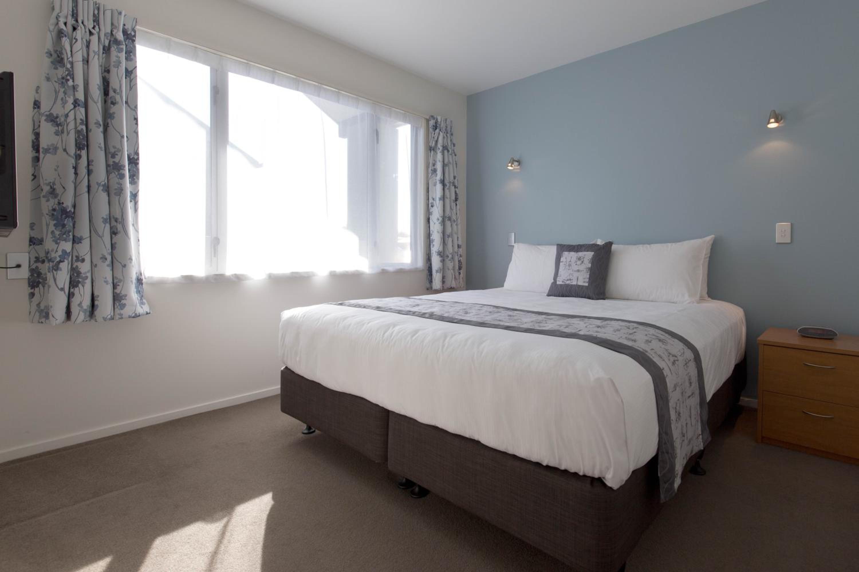One-Bedroom Suite photo 1