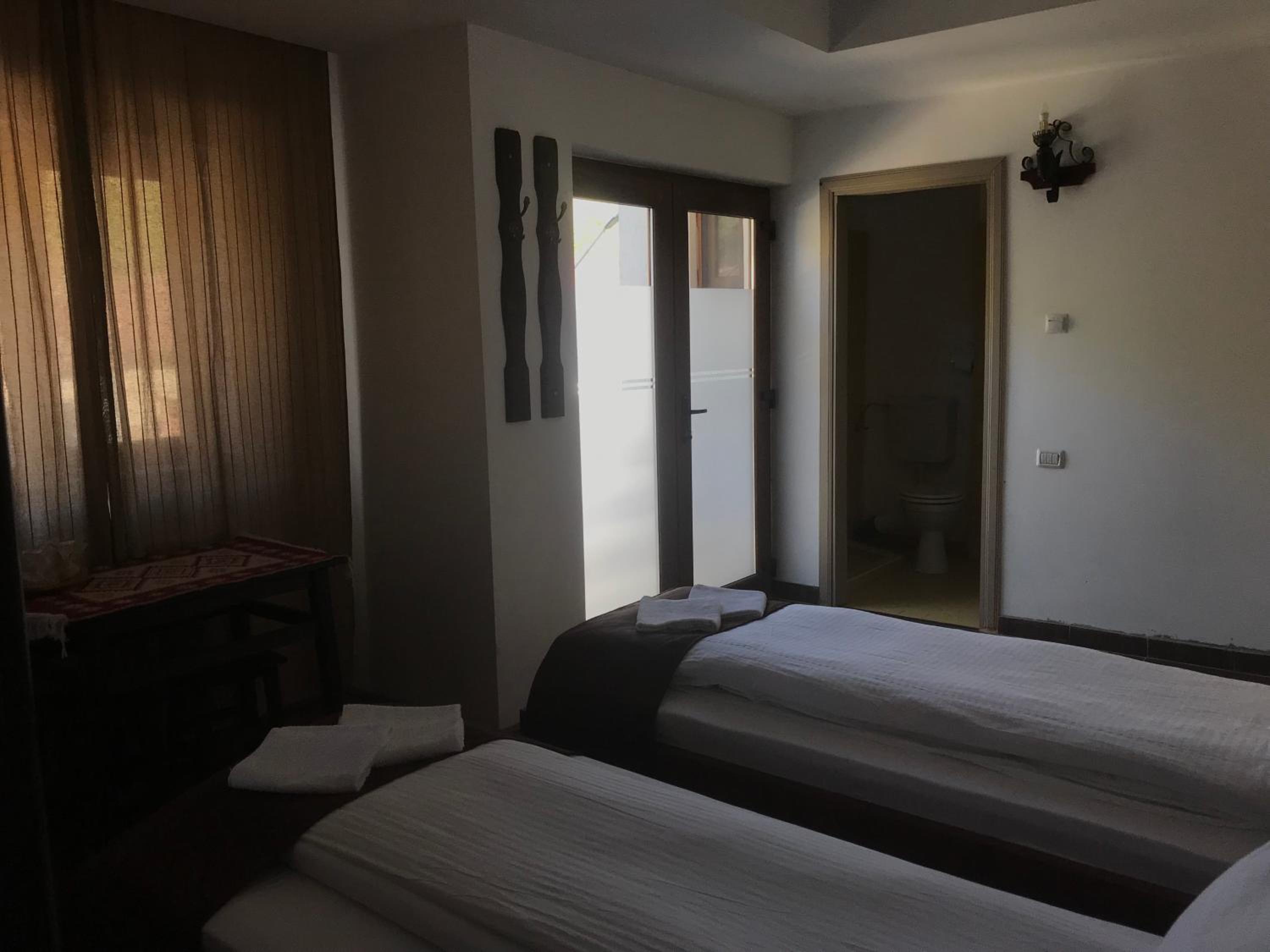 Triple Room with Bathroom photo 1