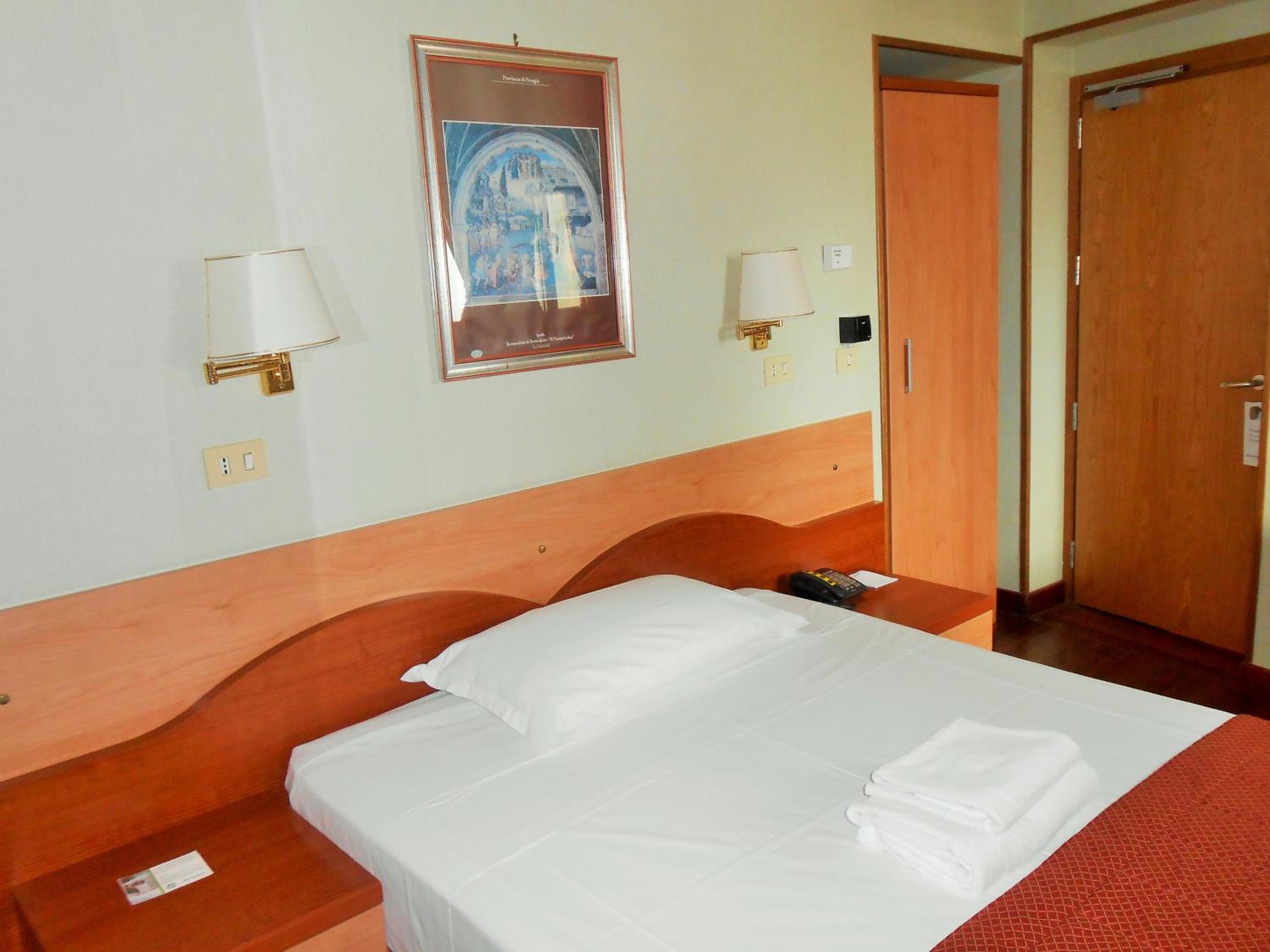 Economy Single Room with French Bed photo 1