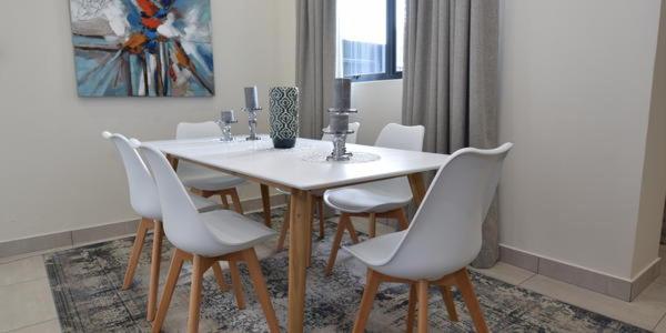 Three-Bedroom Apartment - Photo 6