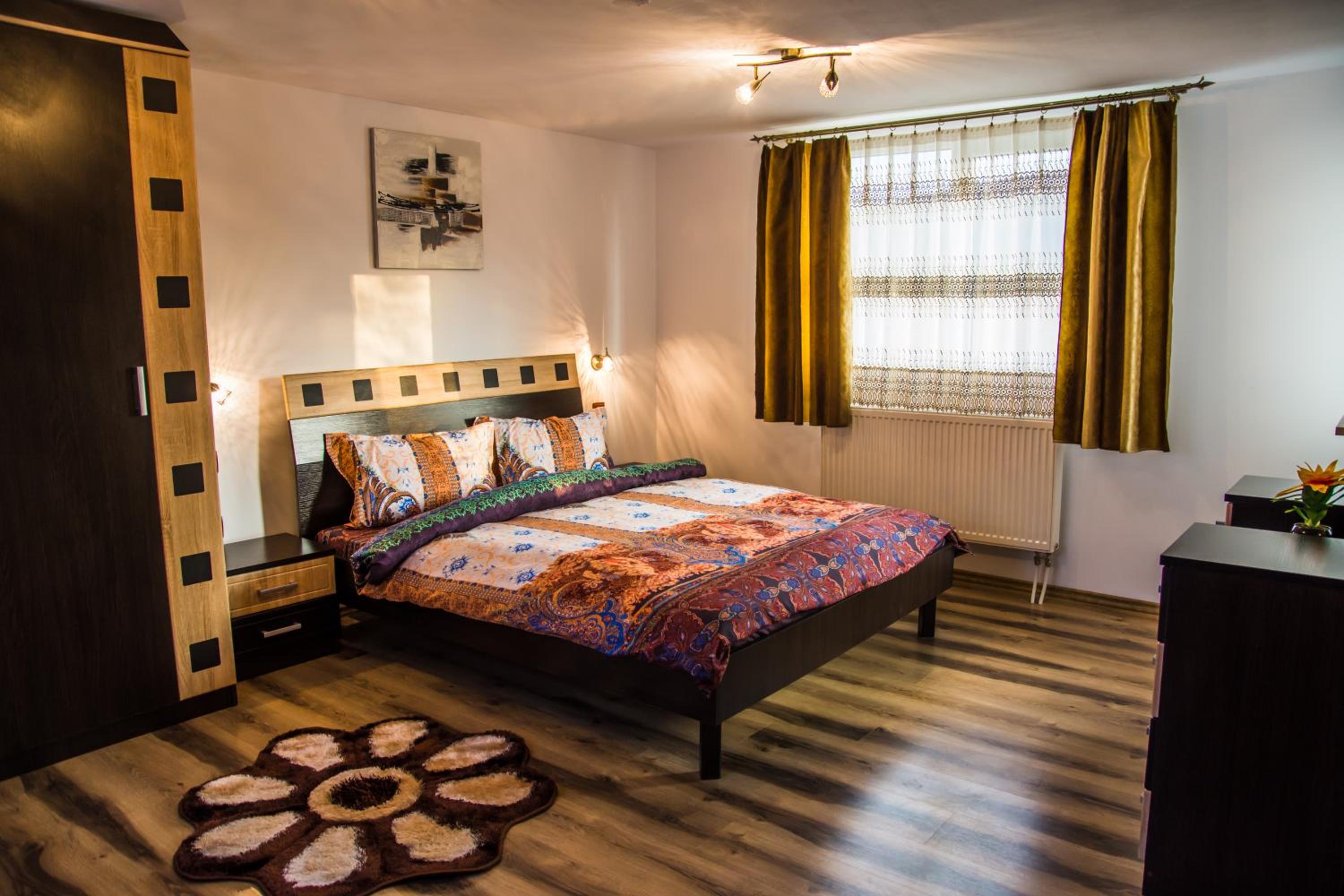 Deluxe Double Room with Balcony - Photo 1