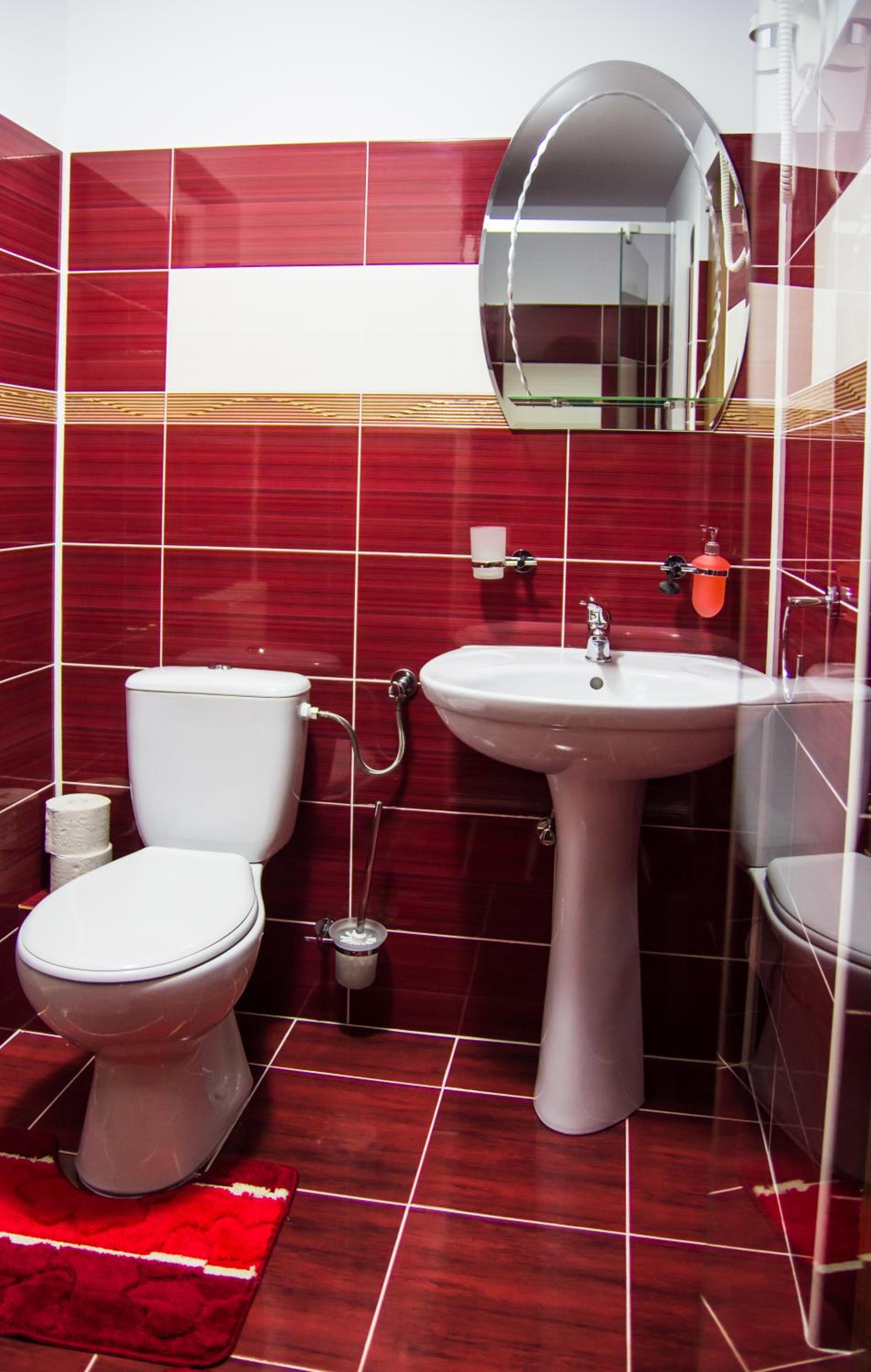 Deluxe Queen Room - Photo 6