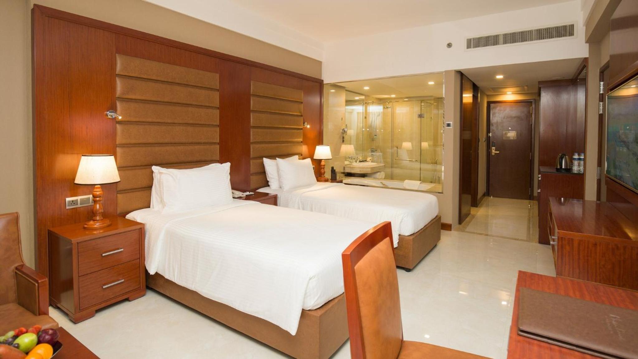 Habitación Doble Vista al Mar Signature Plus con Tour por la Ciudad de Cortesía y Acceso al Salón de Playa