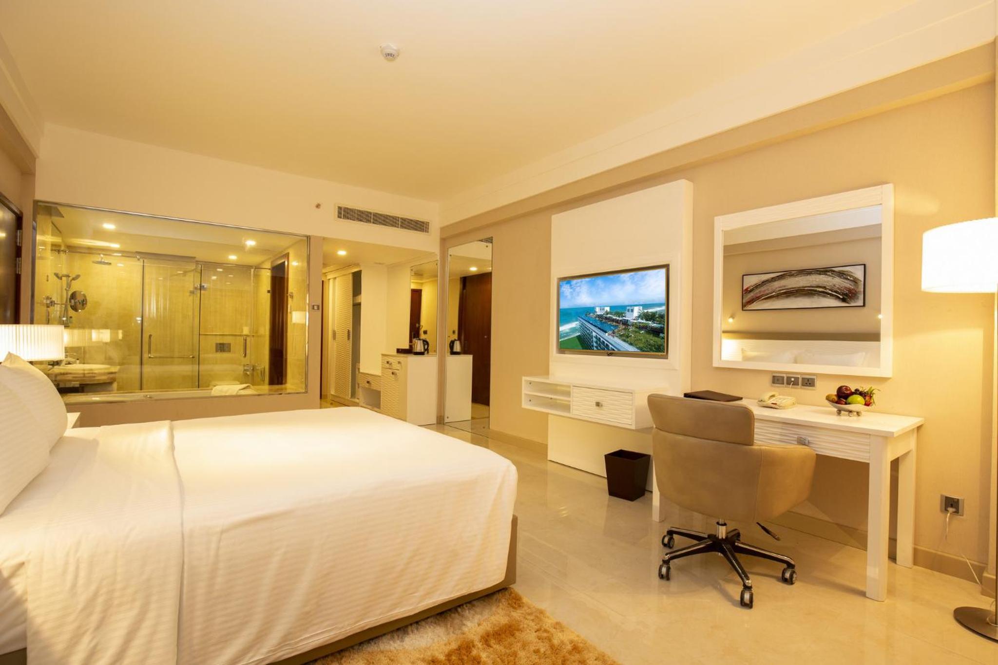 Suite de una habitación Premier con tour por la ciudad gratuito y acceso al salón de playa.