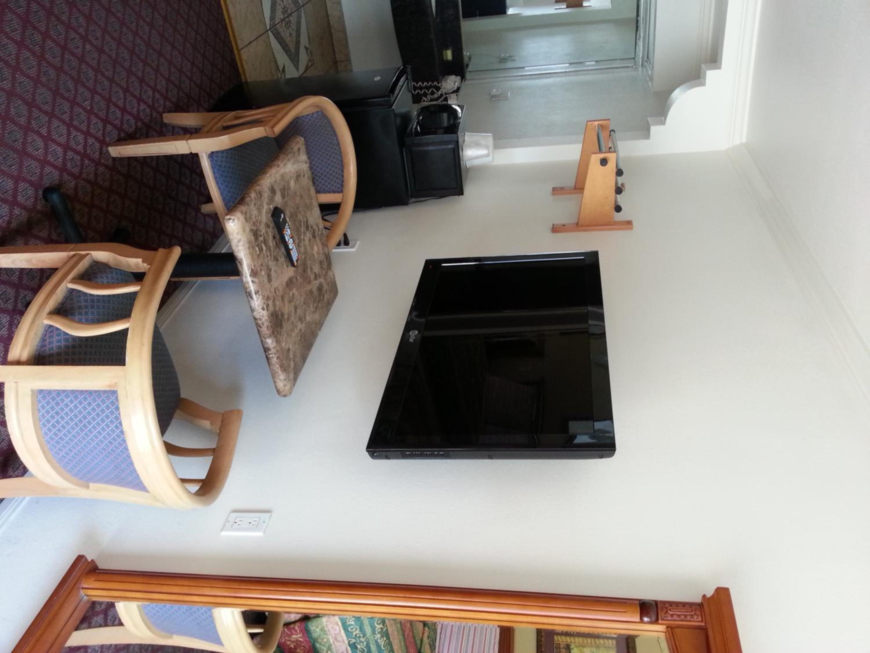 Double Room with Two Double Beds - Photo 17