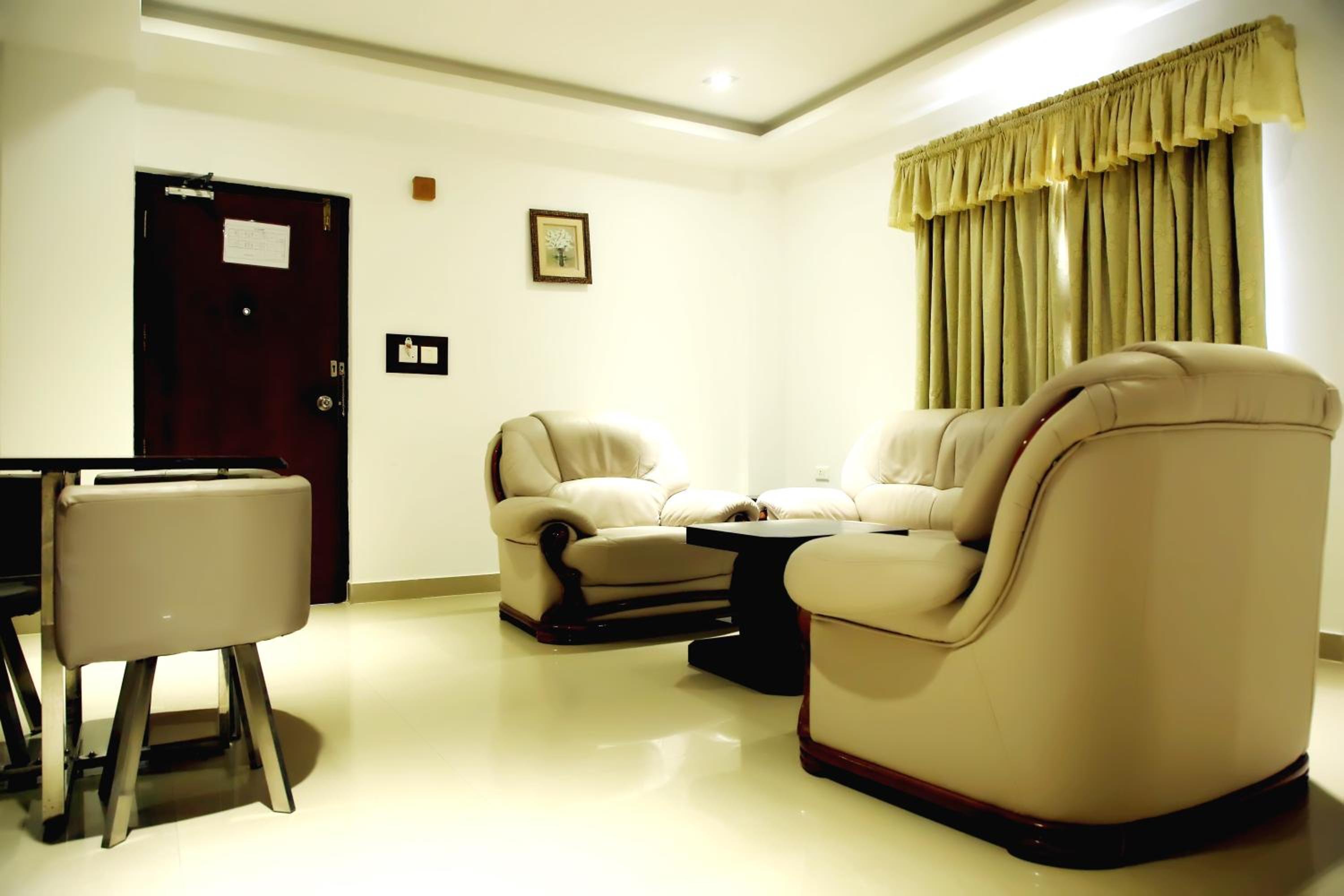 Executive Suite photo 3