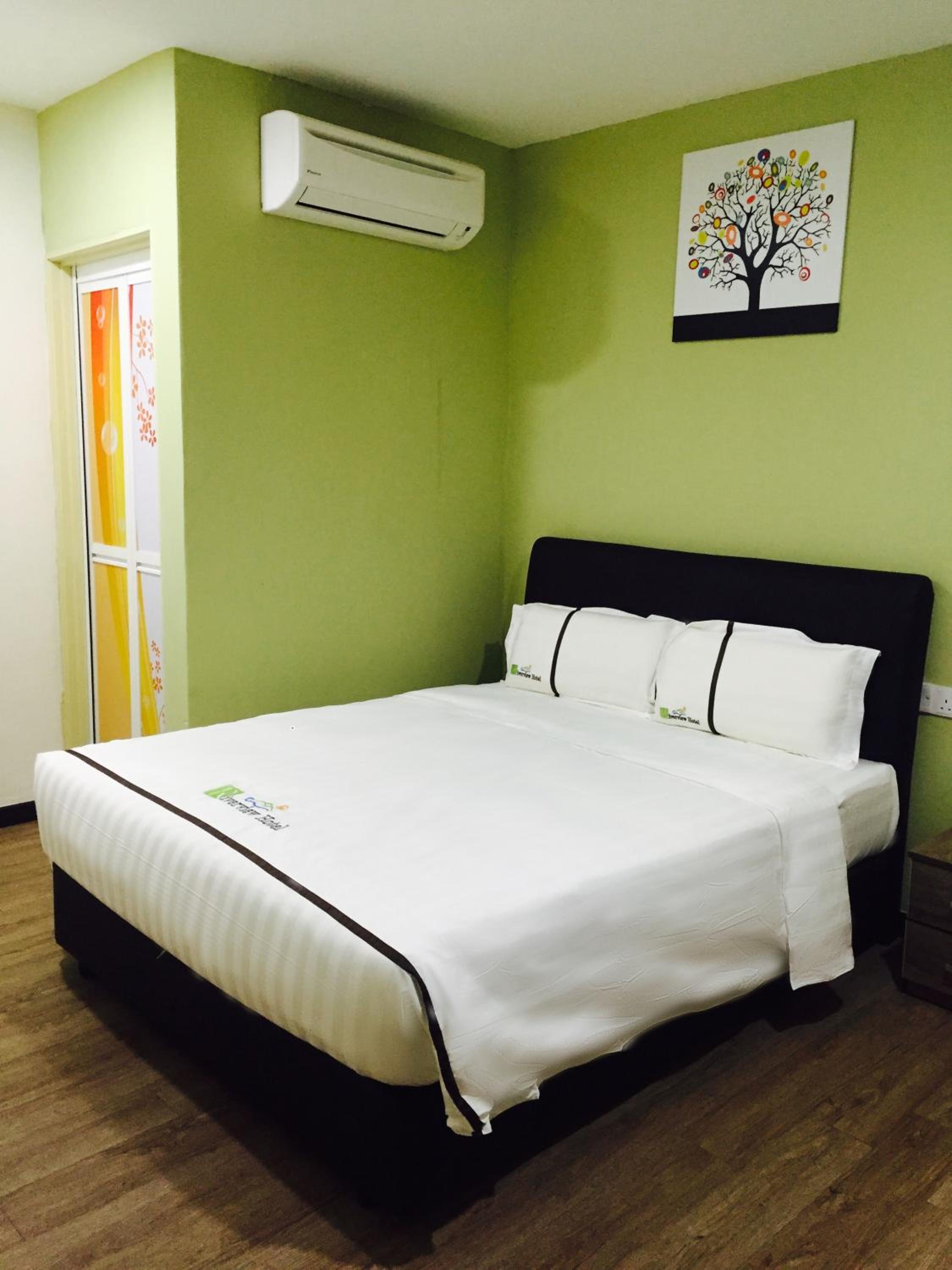Standard Double or Twin Room - Photo 4