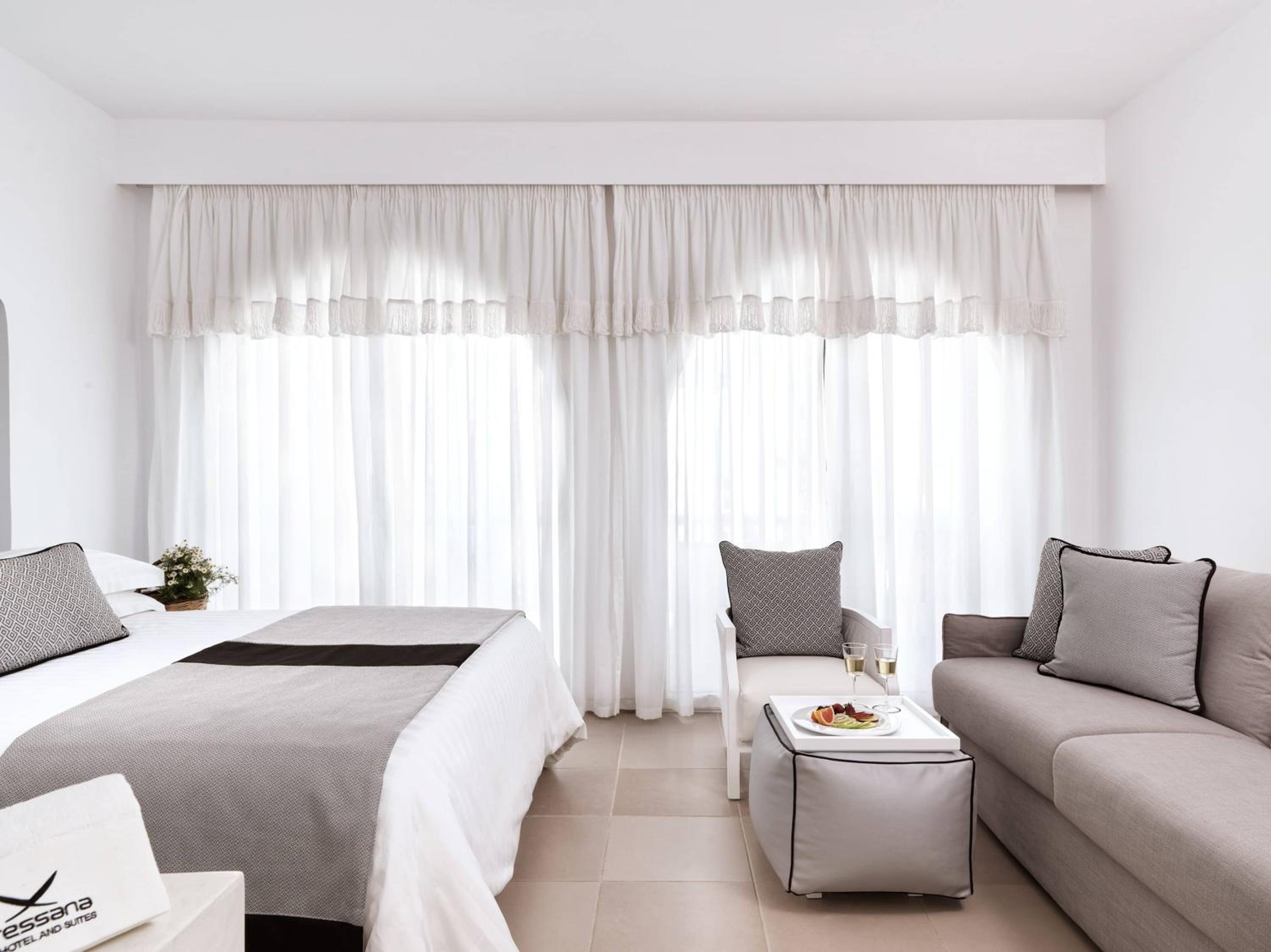 Premium Triple Room - Photo 12