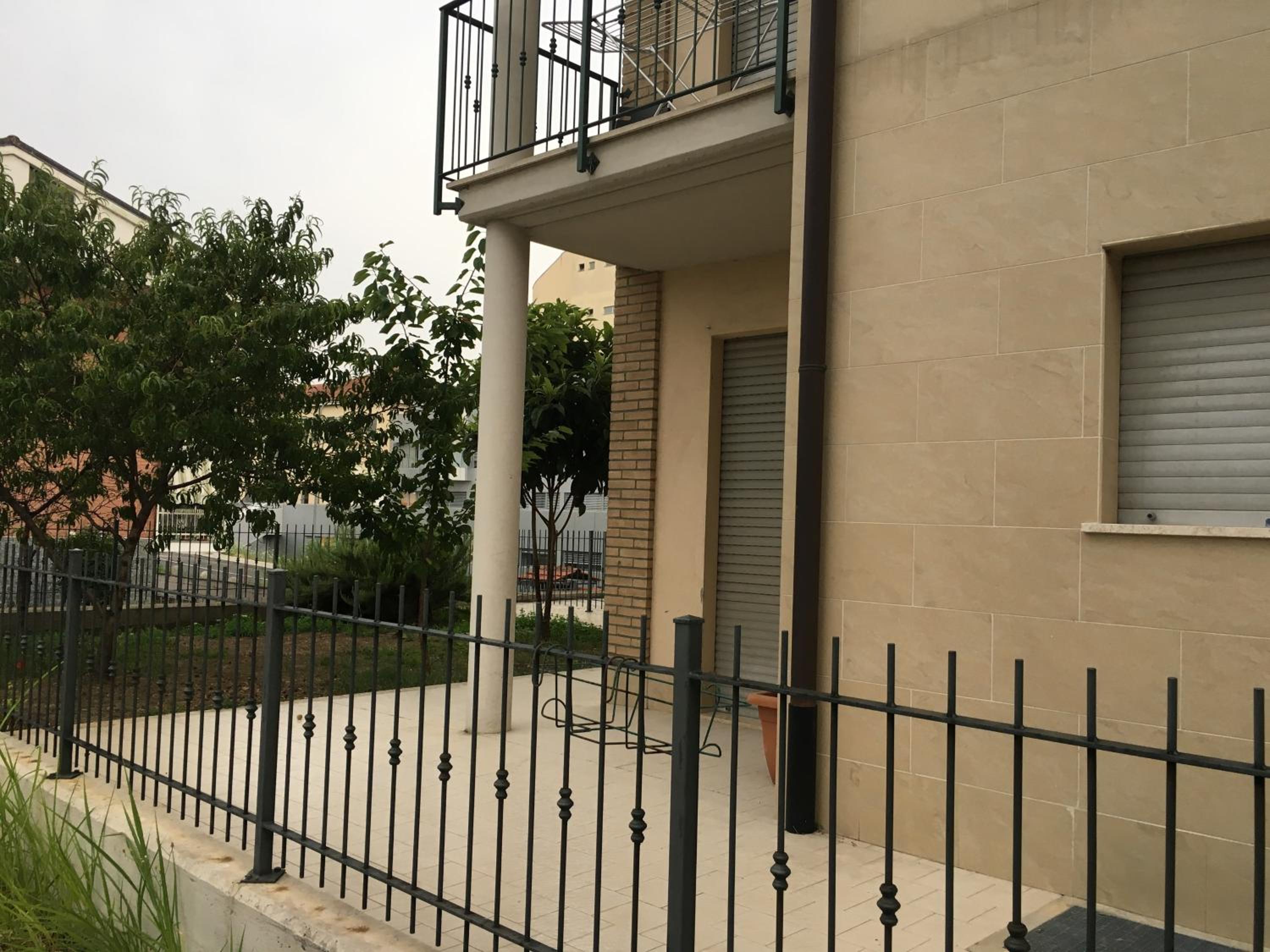 Apartment - Photo 2
