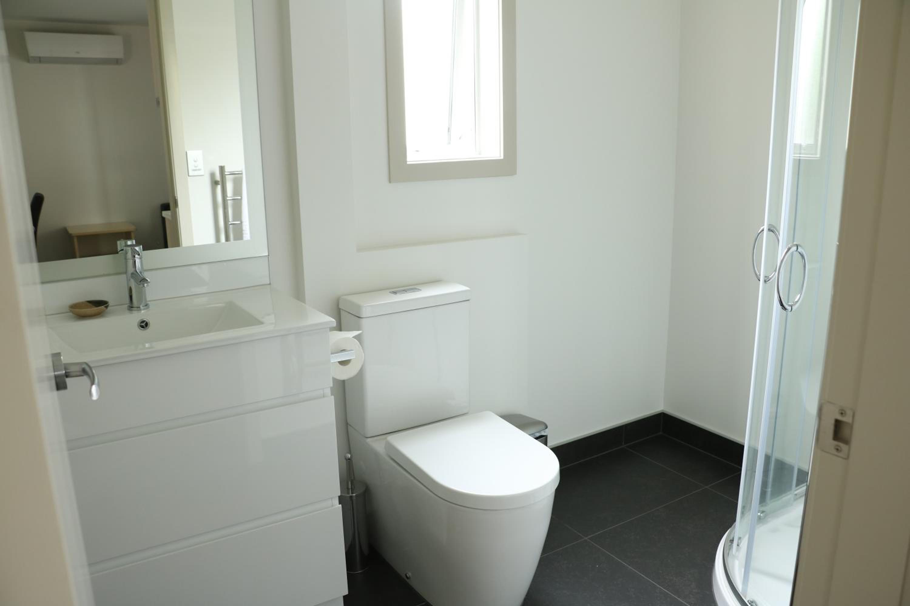 Two-Bedroom Apartment - Photo 8