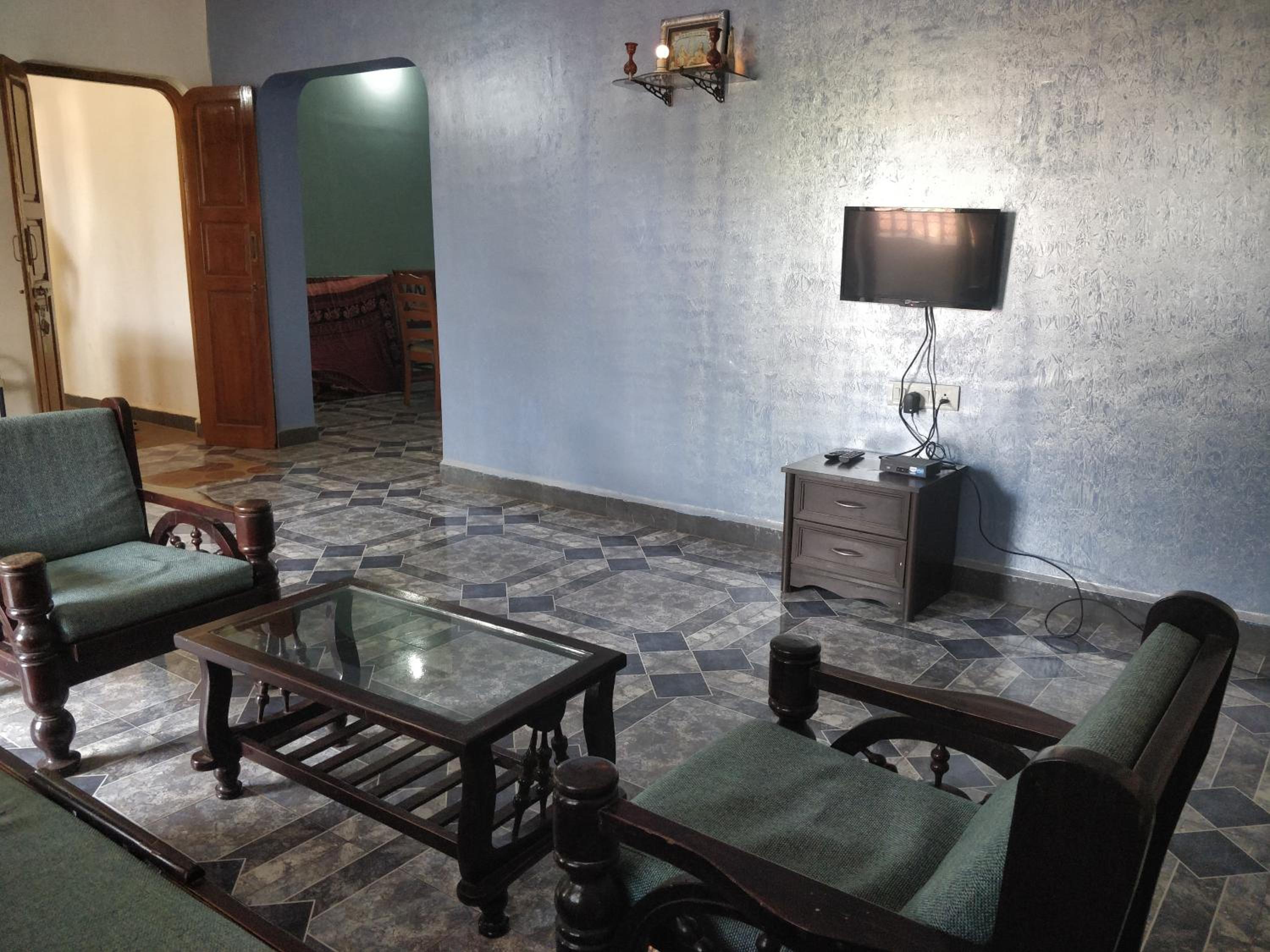 Two-Bedroom Apartment - Photo 20