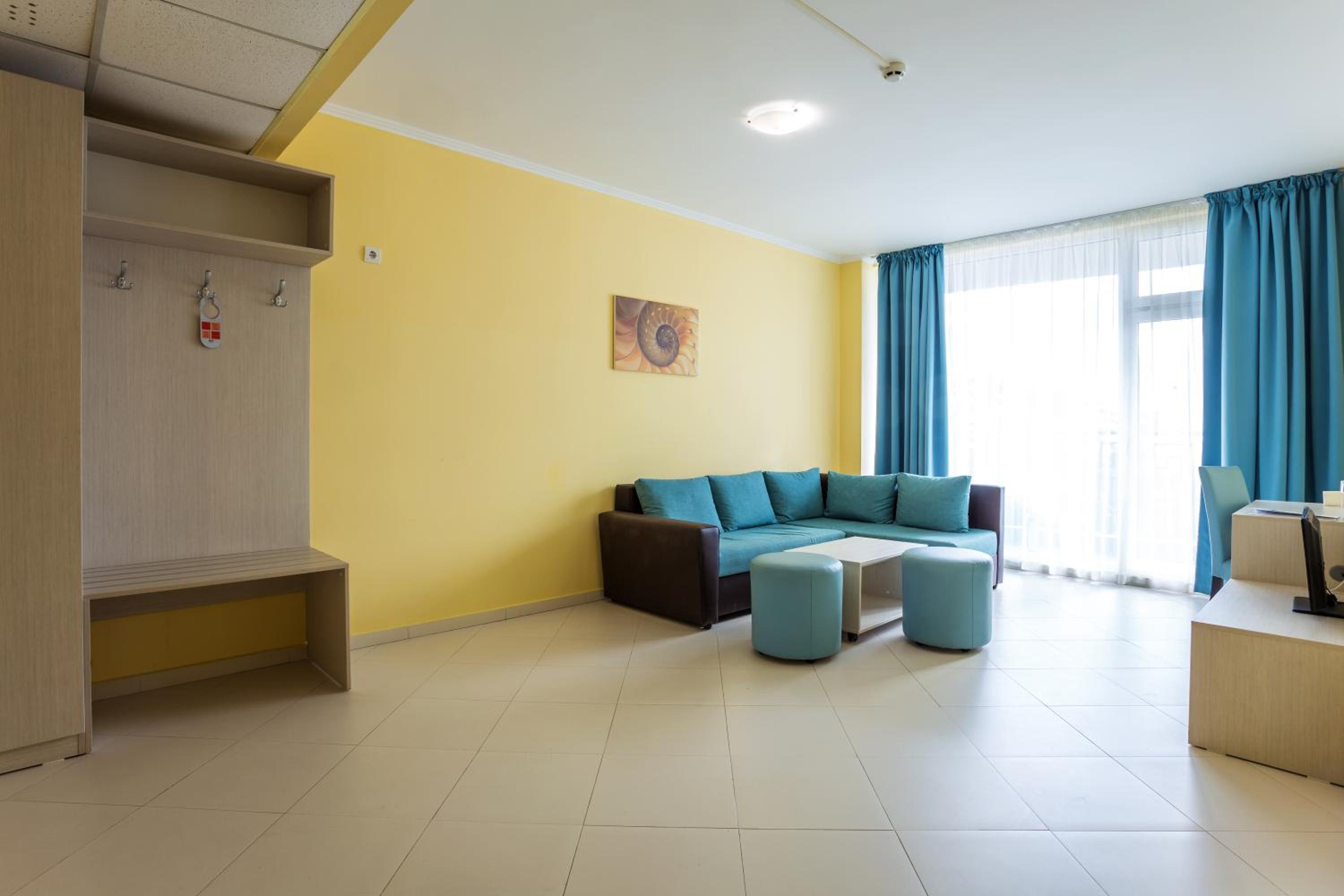 Two-Bedroom Suite With Free Parking Included