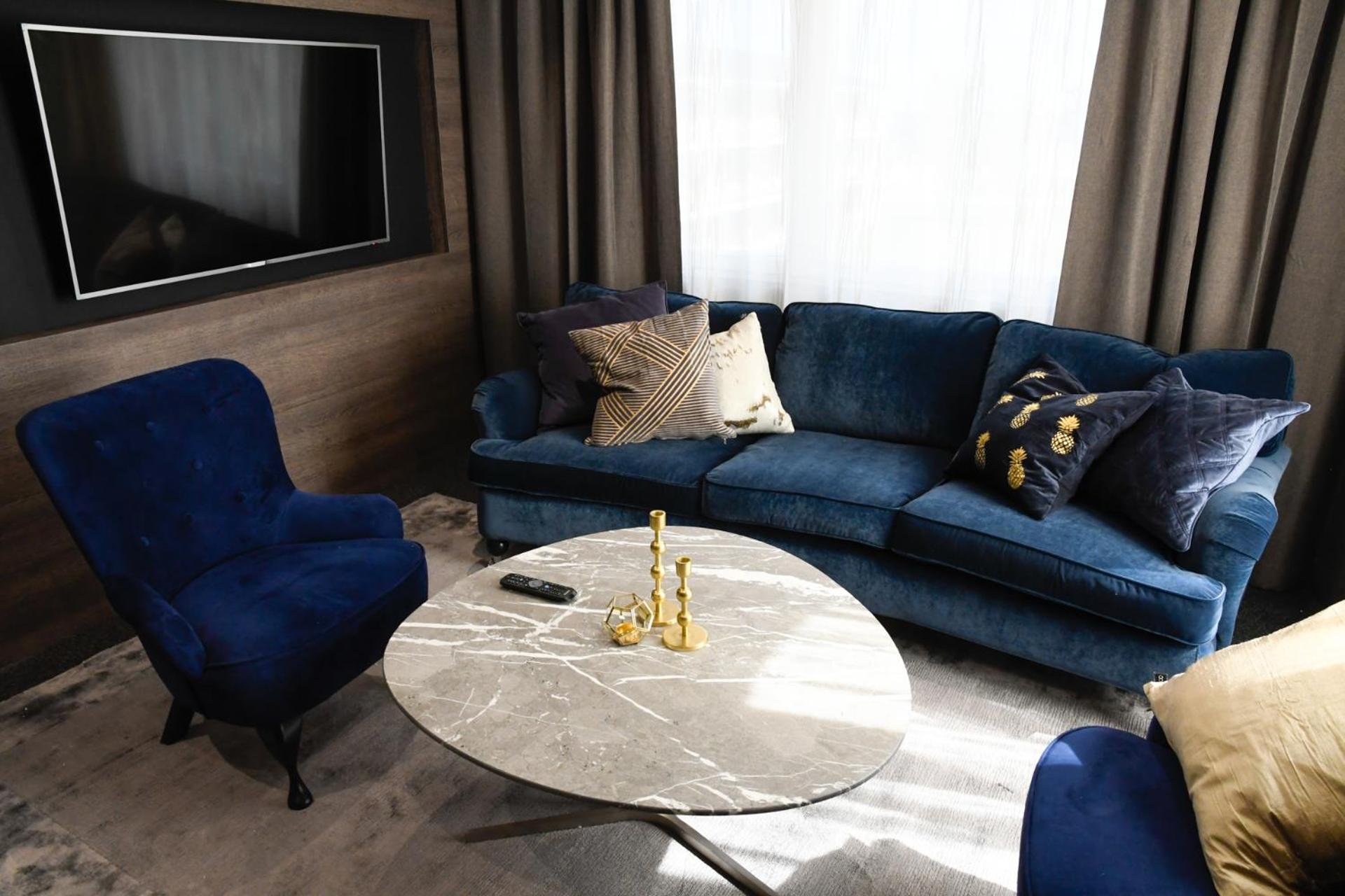 Superior Suite with Sea View - Photo 1