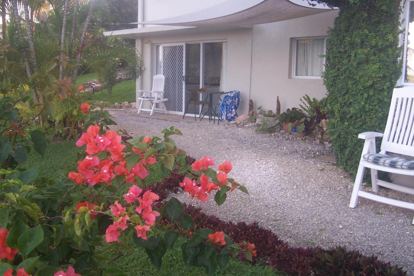 Studio with Lagoon View - A photo 3
