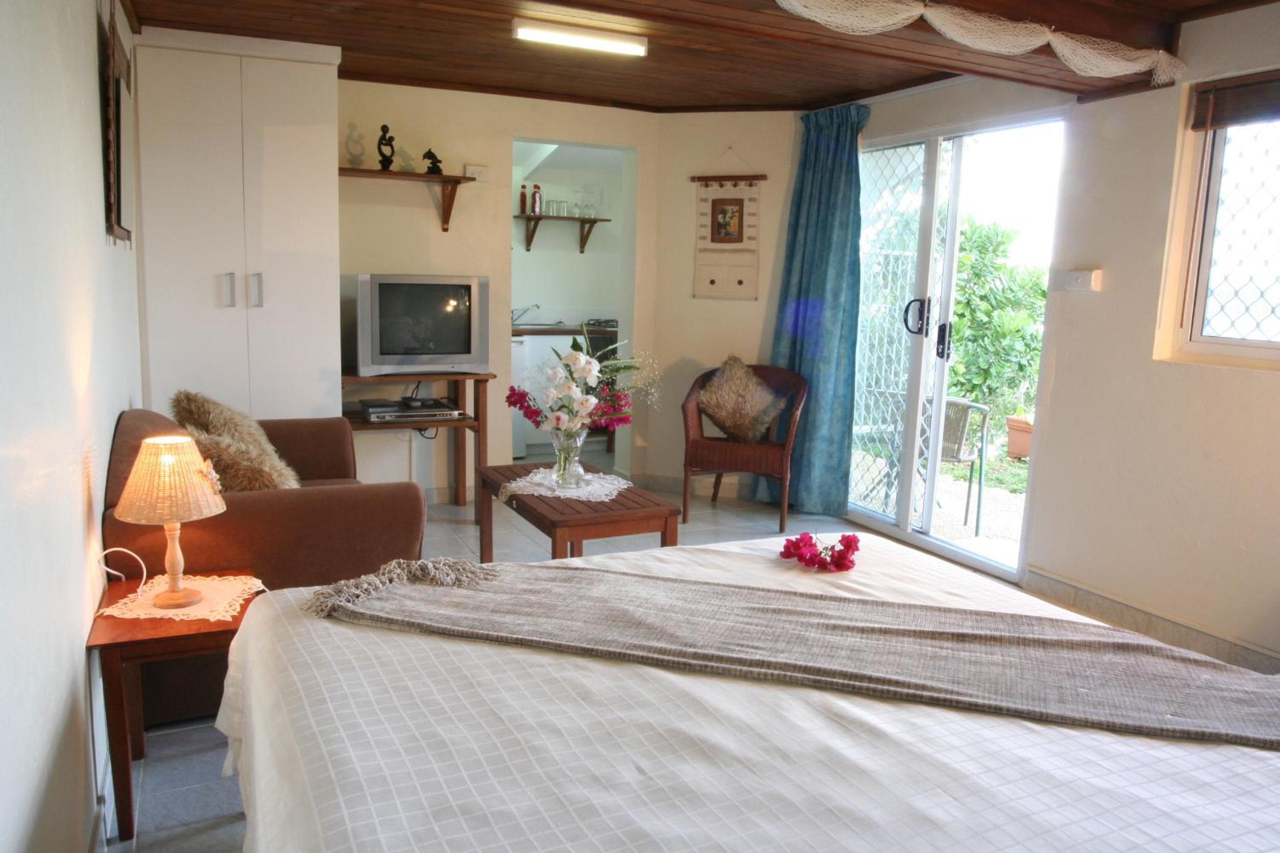 Studio with Lagoon View - B photo 1