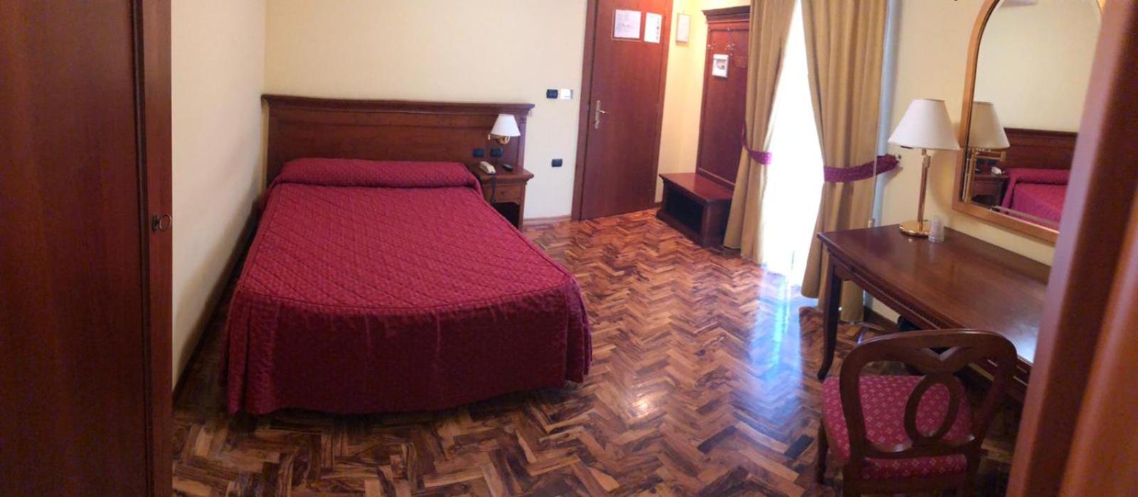 Standard Single Room