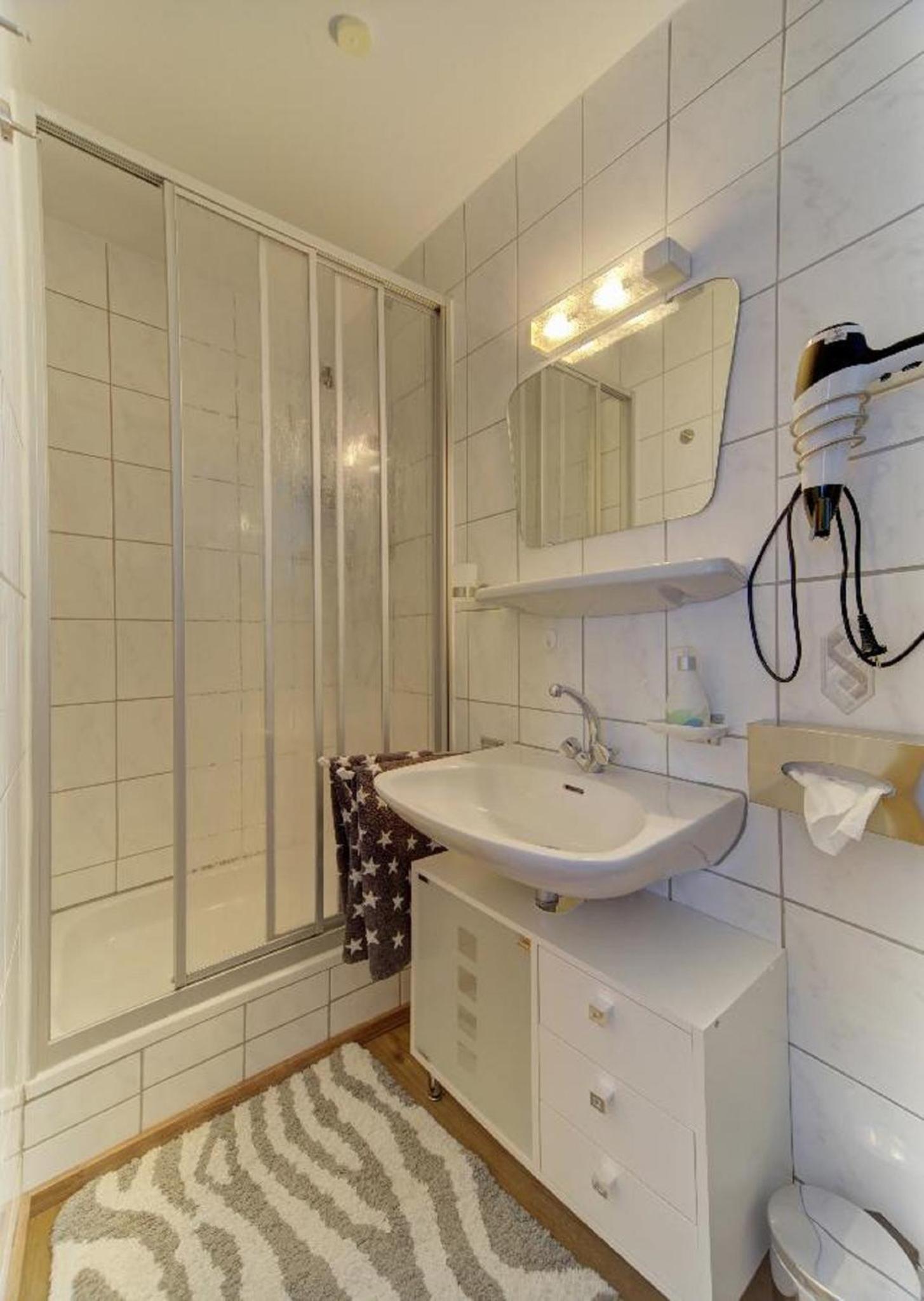 Apartment - Photo 14
