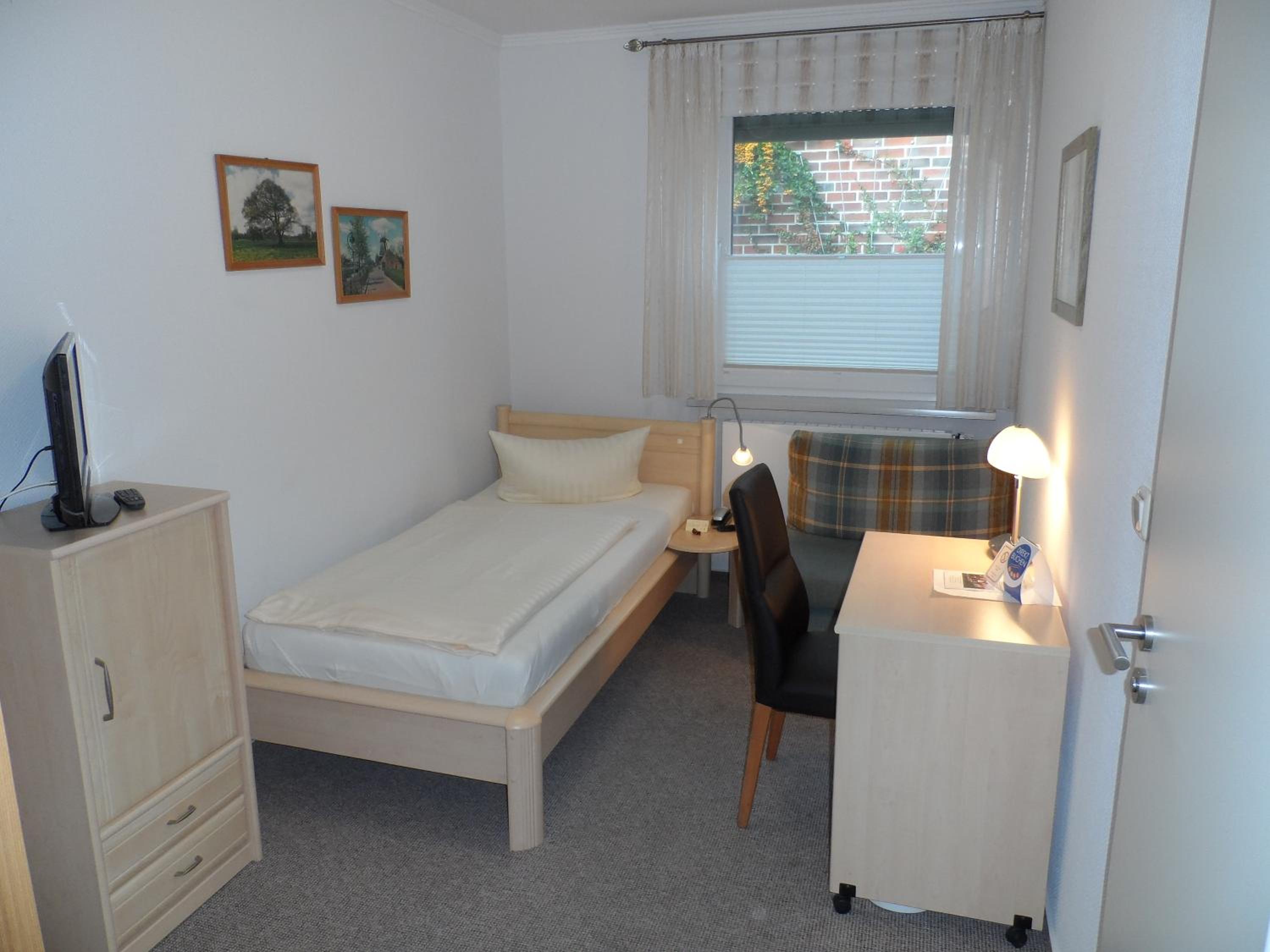 Single Room photo 1