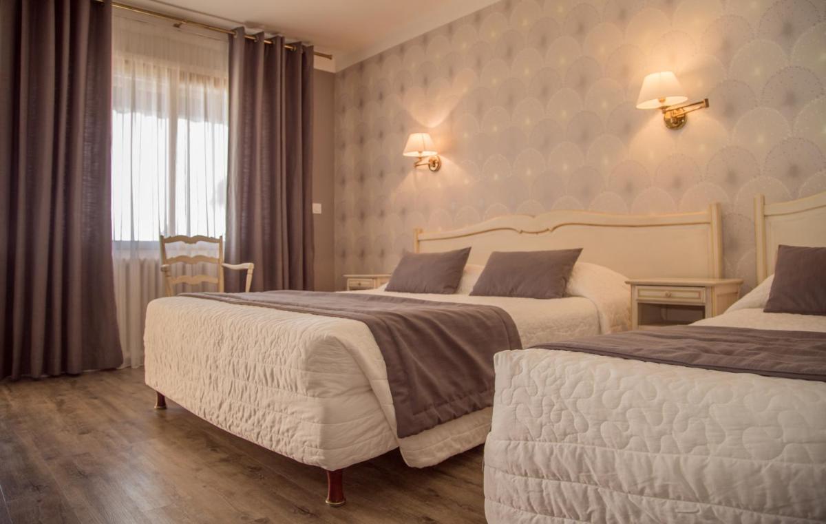 Double Room with Terrace - Ground Floor - Photo 2