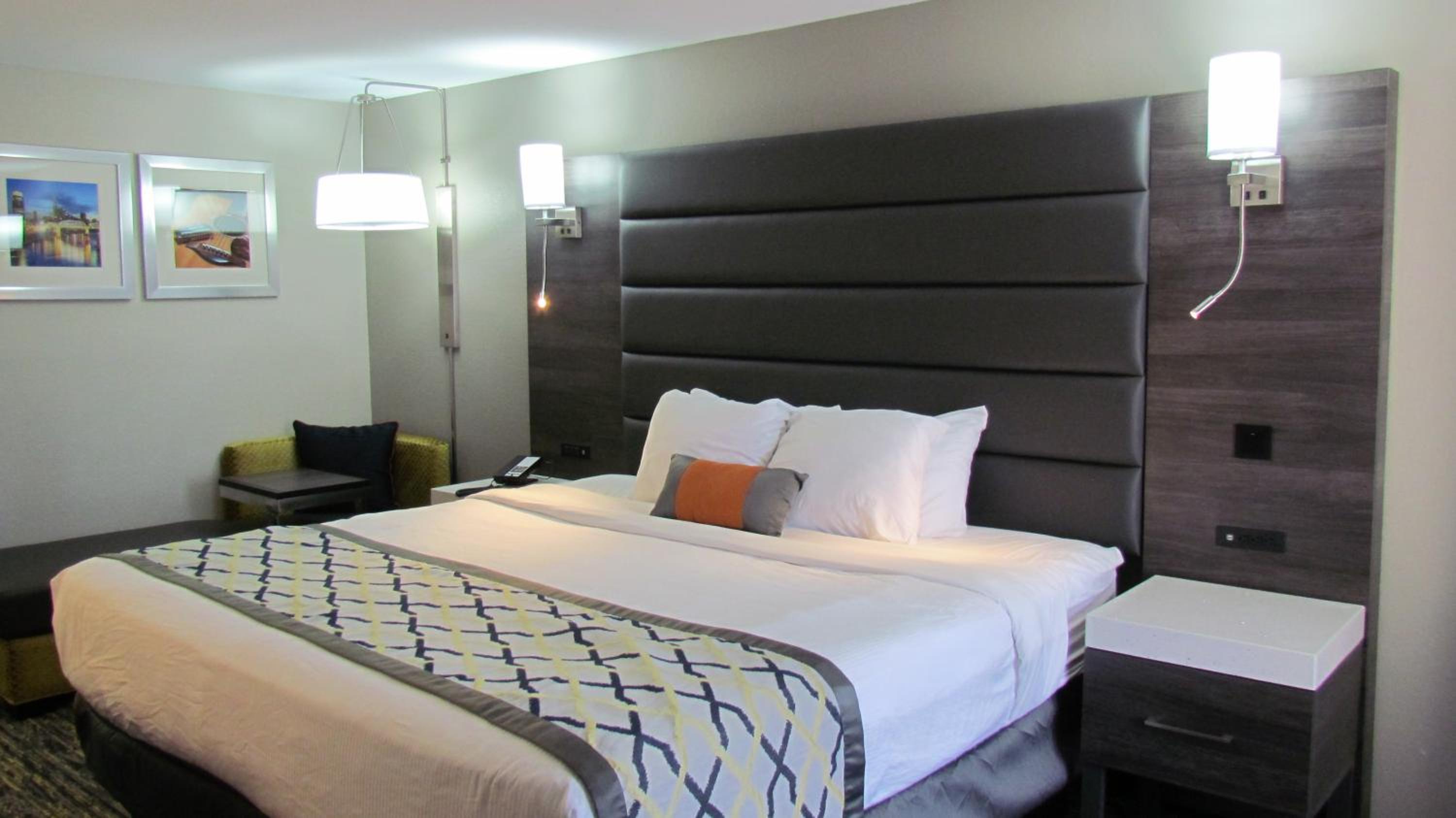 King Room - Disability Access - Non-Smoking - Photo 5
