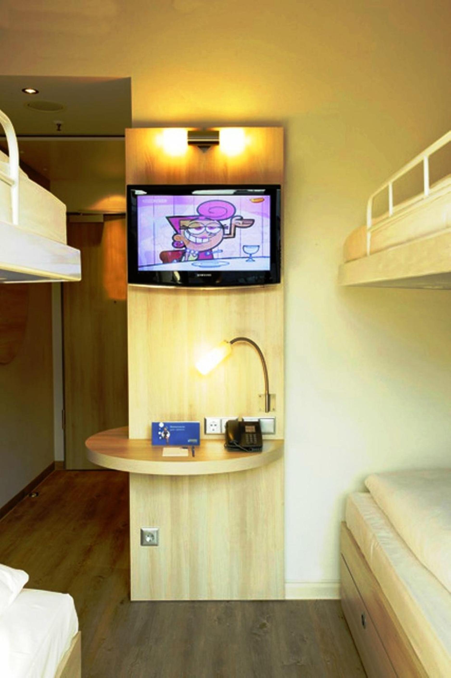 Quadruple Room - Photo 5