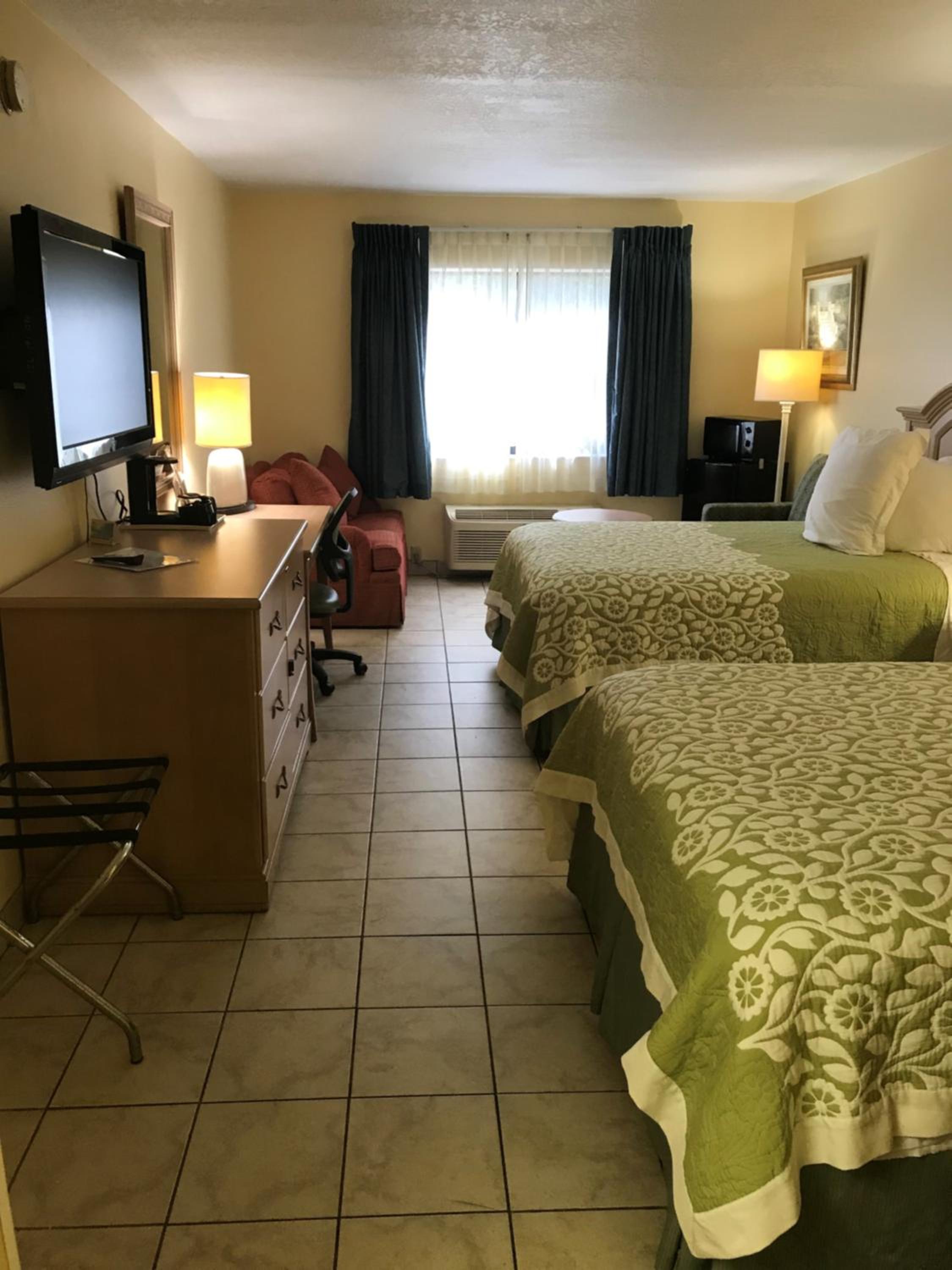 2 Double Beds, Mobility Accessible Room, First Floor, Non-Smoking