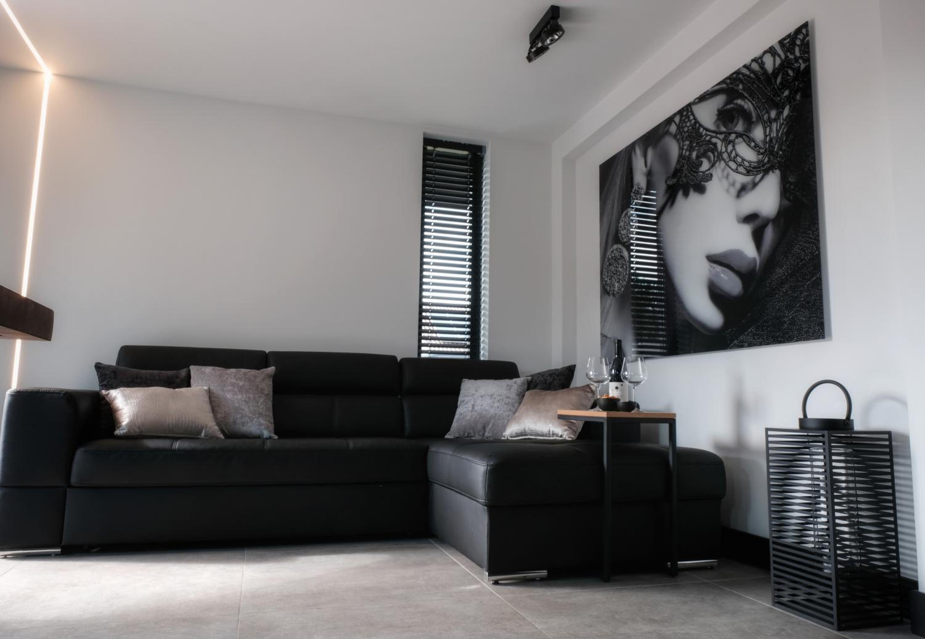 One-Bedroom House photo 2